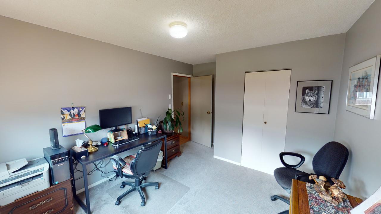 7558 Columbia Avenue, Radium Hot Springs, British Columbia  V0A 1M0 - Photo 17 - 2476001