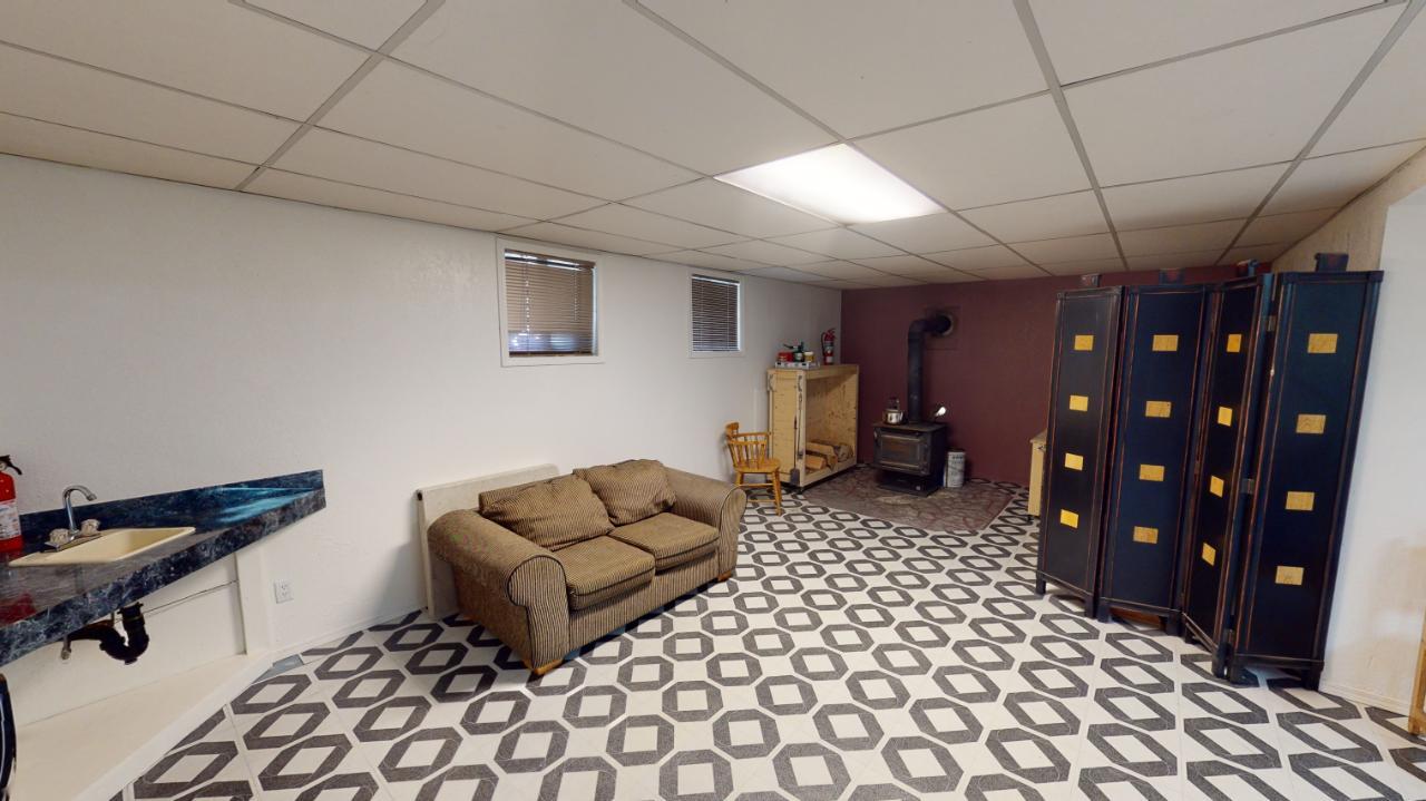 7558 Columbia Avenue, Radium Hot Springs, British Columbia  V0A 1M0 - Photo 18 - 2476001