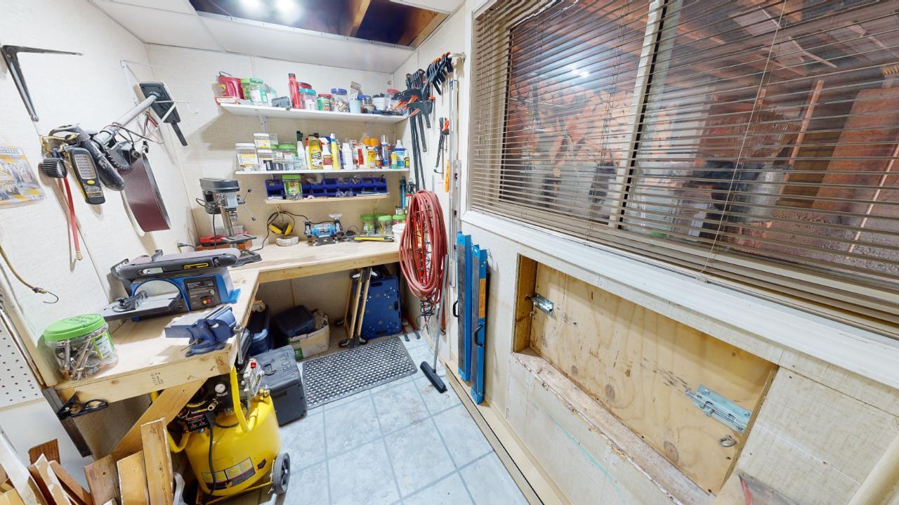 7558 Columbia Avenue, Radium Hot Springs, British Columbia  V0A 1M0 - Photo 25 - 2476001