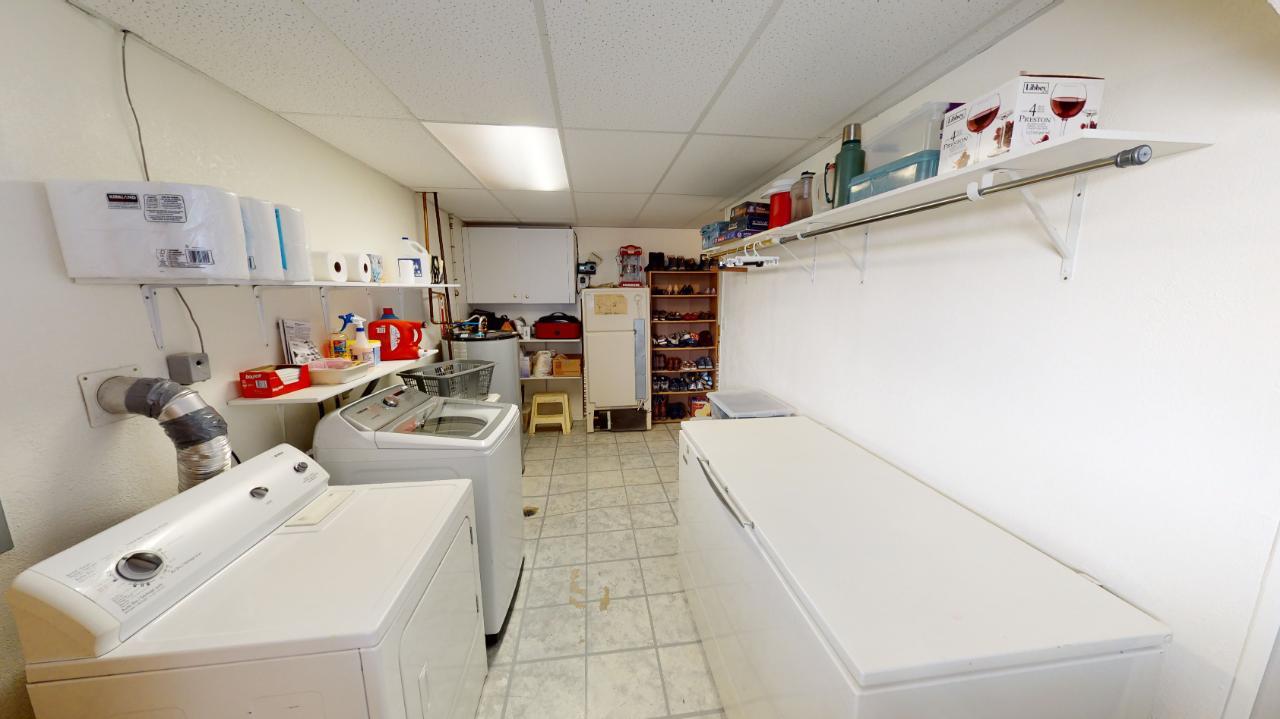 7558 Columbia Avenue, Radium Hot Springs, British Columbia  V0A 1M0 - Photo 27 - 2476001