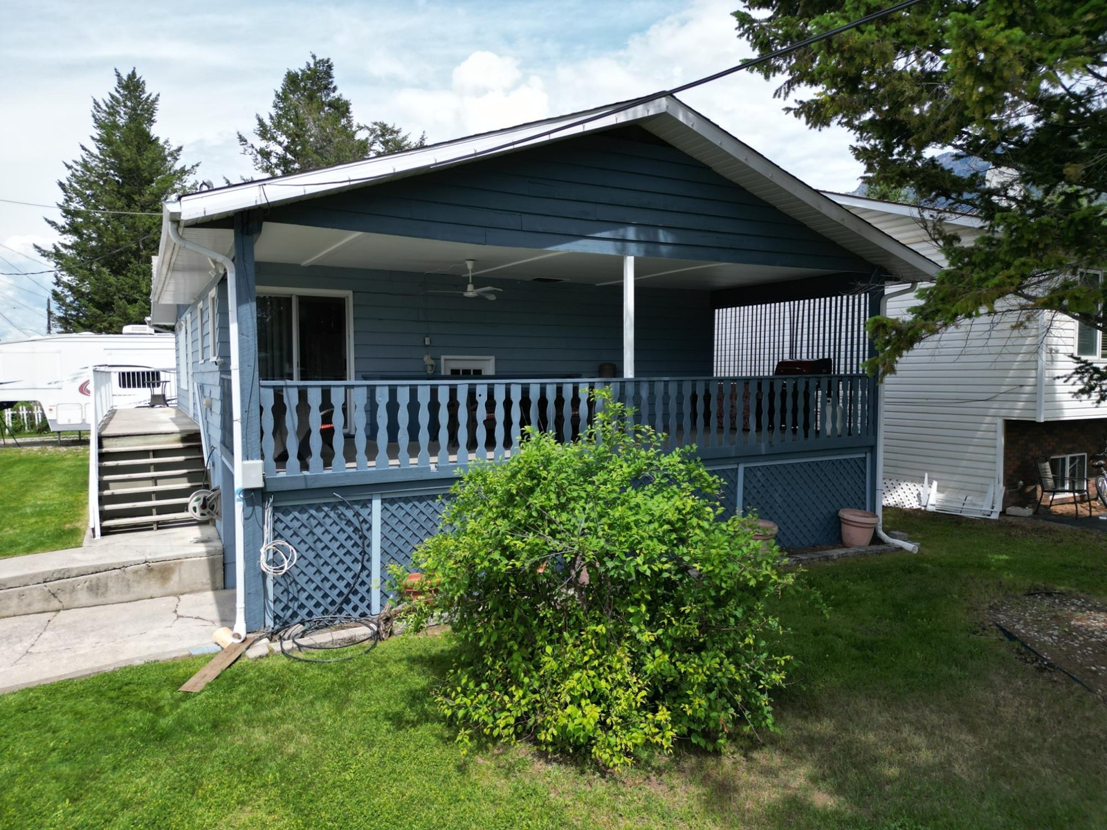 7558 Columbia Avenue, Radium Hot Springs, British Columbia  V0A 1M0 - Photo 34 - 2476001