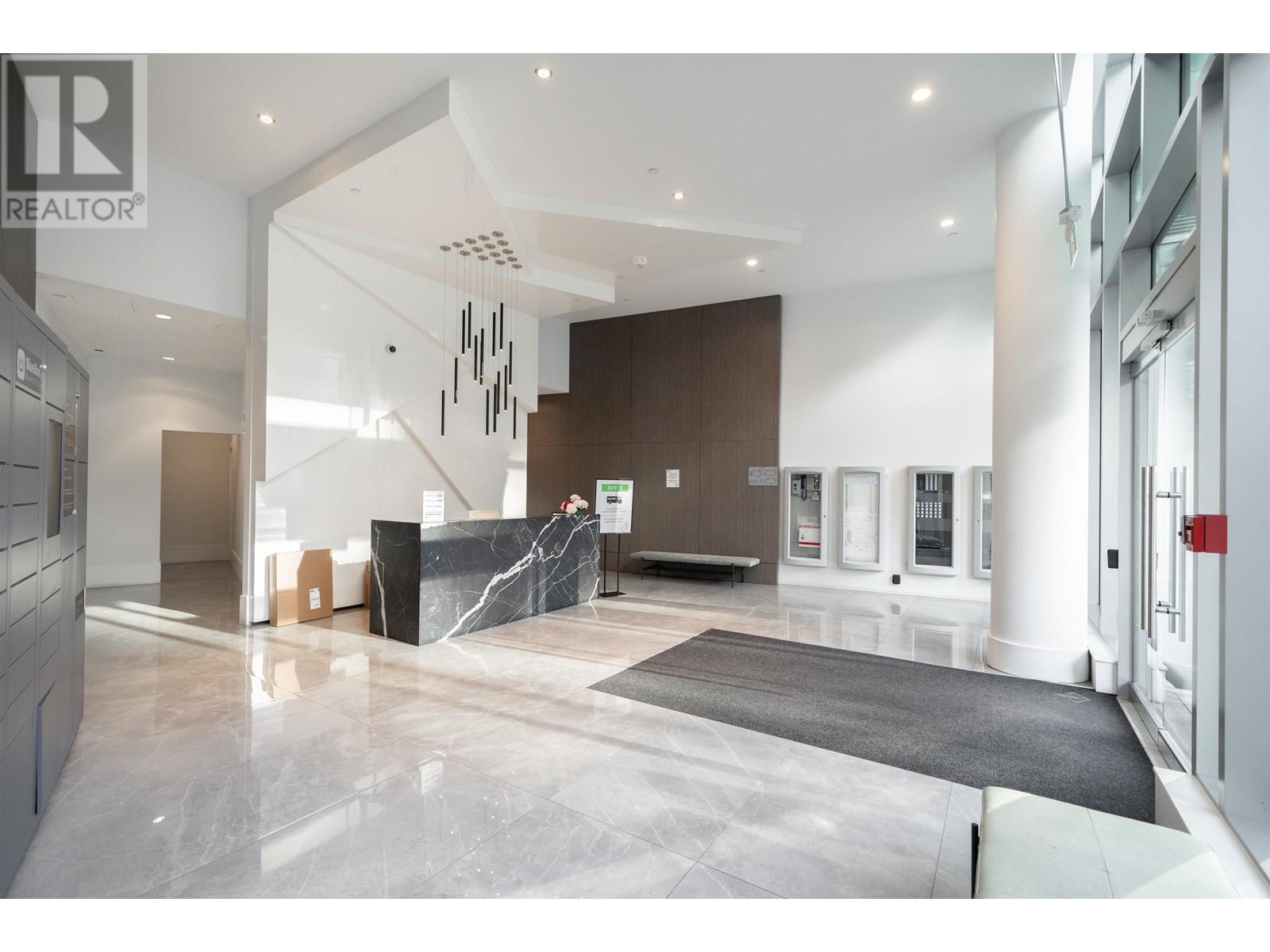 Listing Picture 4 of 20 : 615 5508 HOLLYBRIDGE WAY, Richmond / 烈治文 - 魯藝地產 Yvonne Lu Group - MLS Medallion Club Member