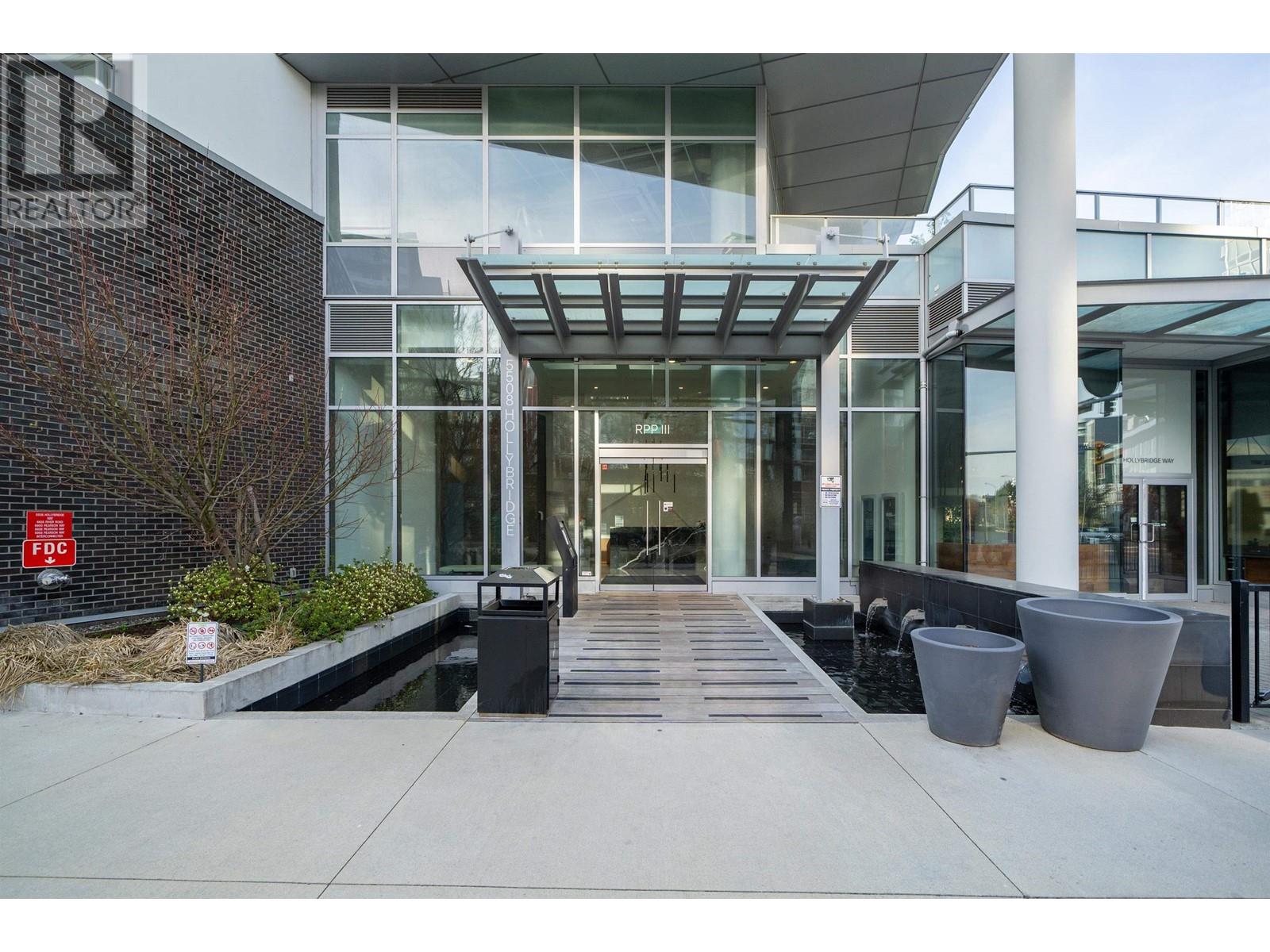 Listing Picture 3 of 20 : 615 5508 HOLLYBRIDGE WAY, Richmond / 烈治文 - 魯藝地產 Yvonne Lu Group - MLS Medallion Club Member
