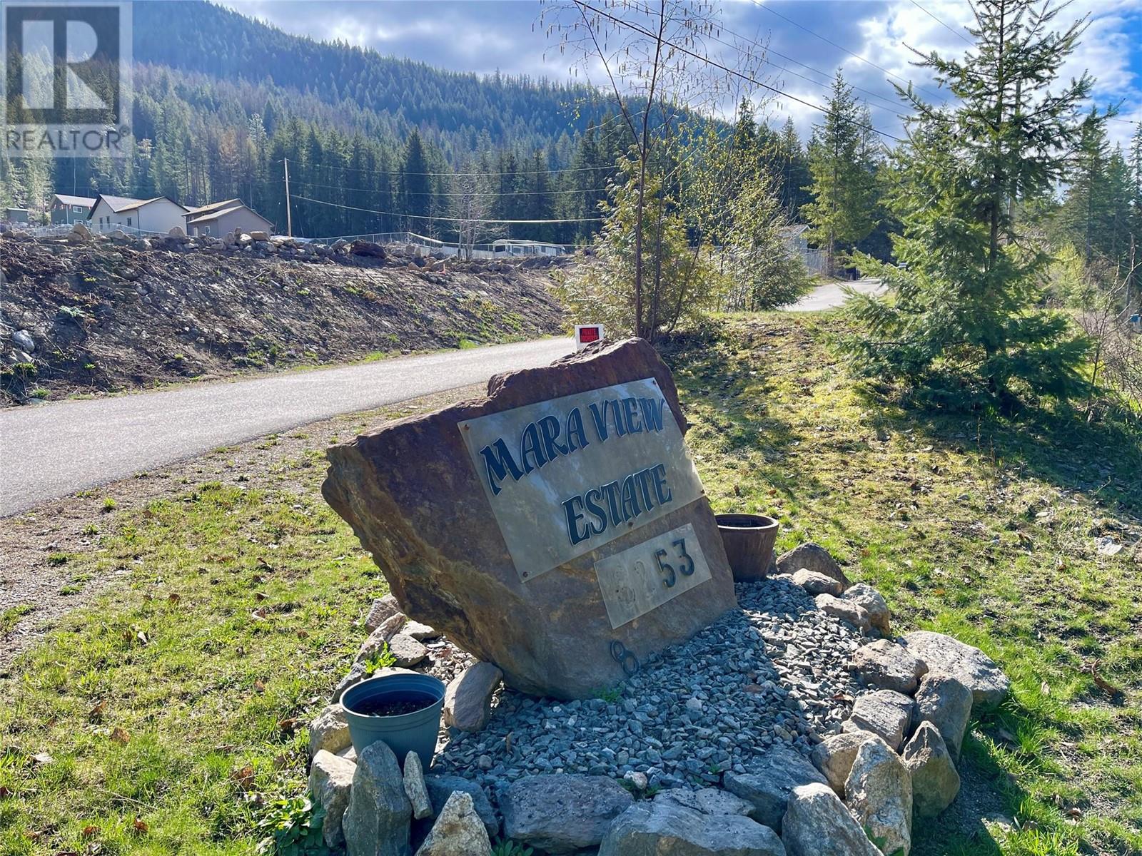 8253 Highway 97a Unit# 4, Mara, British Columbia  V0E 2K0 - Photo 4 - 10309281
