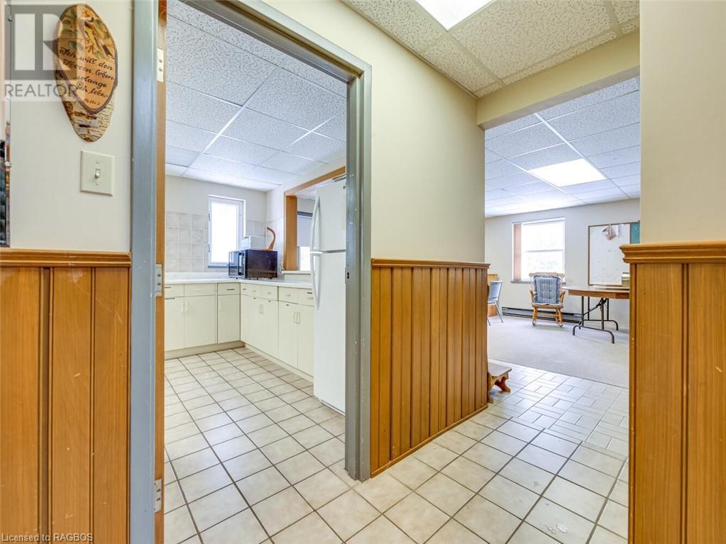 609 Huron Road, South Bruce Peninsula, Ontario  N0H 2T0 - Photo 11 - 40567527