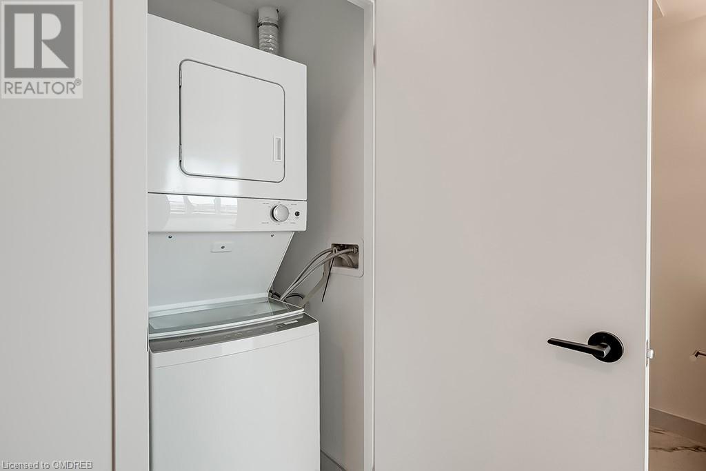 220 Missinnihe Way Unit# 505, Mississauga, Ontario  L5H 0A9 - Photo 8 - 40568303