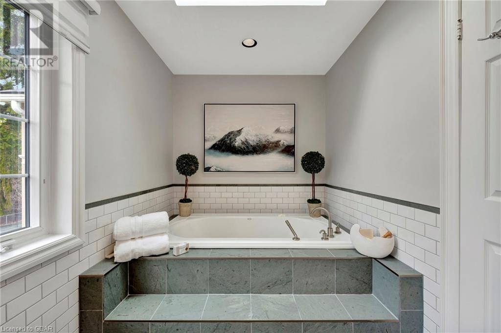 25 Manor Park Crescent Unit# 5, Guelph, Ontario  N1G 1A2 - Photo 29 - 40568337