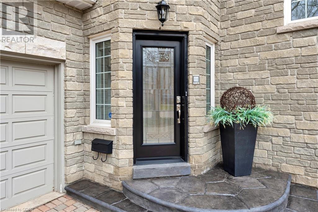 25 Manor Park Crescent Unit# 5, Guelph, Ontario  N1G 1A2 - Photo 3 - 40568337