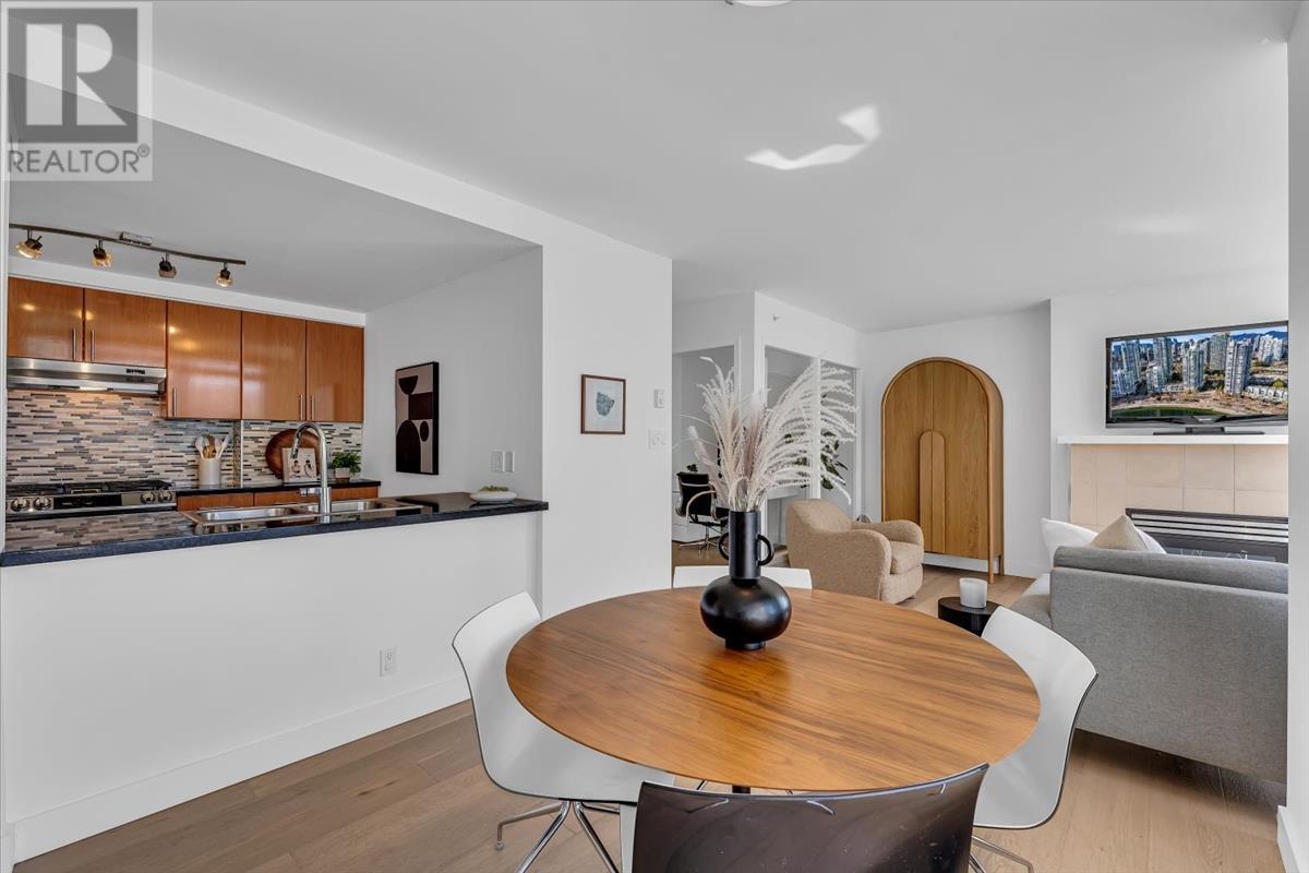 2205 1077 Marinaside Crescent, Vancouver, British Columbia  V6Z 2Z5 - Photo 14 - R2867765
