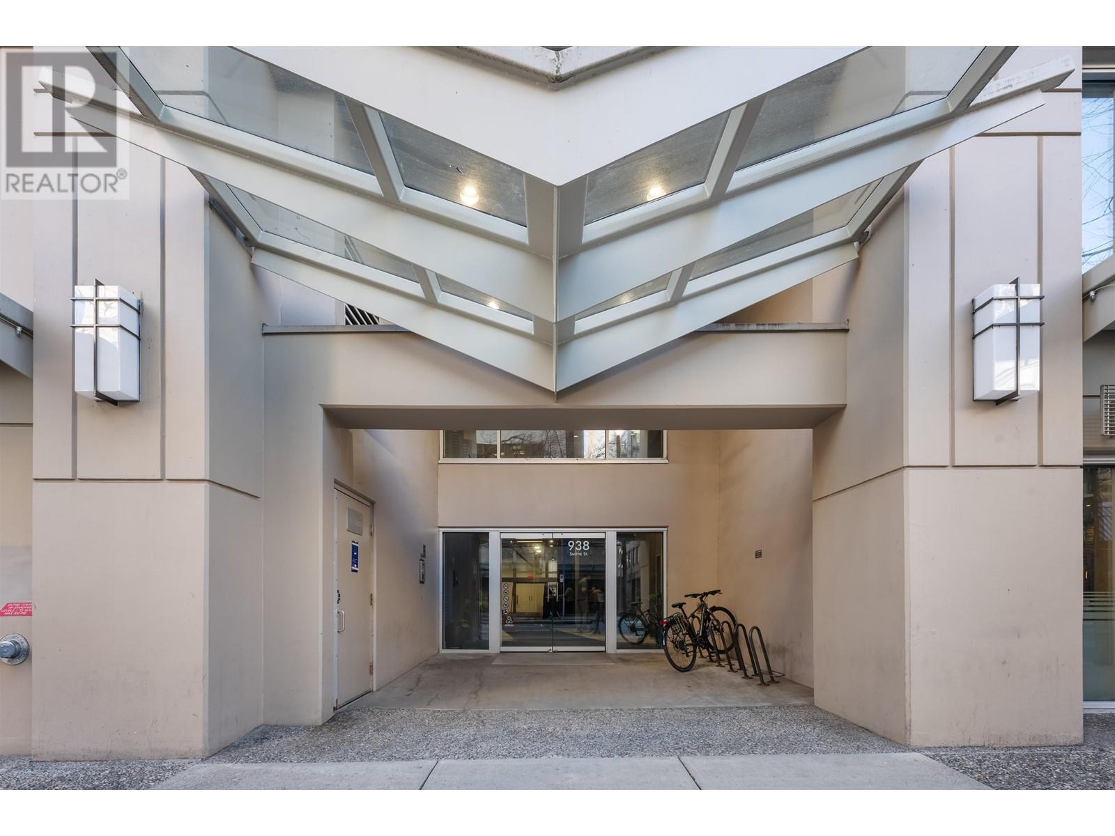 2015 938 Smithe Street, Vancouver, British Columbia  V6Z 3H8 - Photo 11 - R2867777