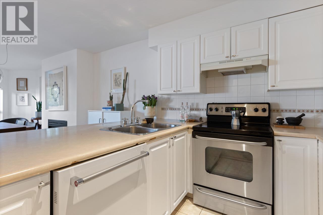 102 1562 W 5th Avenue, Vancouver, British Columbia  V6J 5H9 - Photo 13 - R2867808