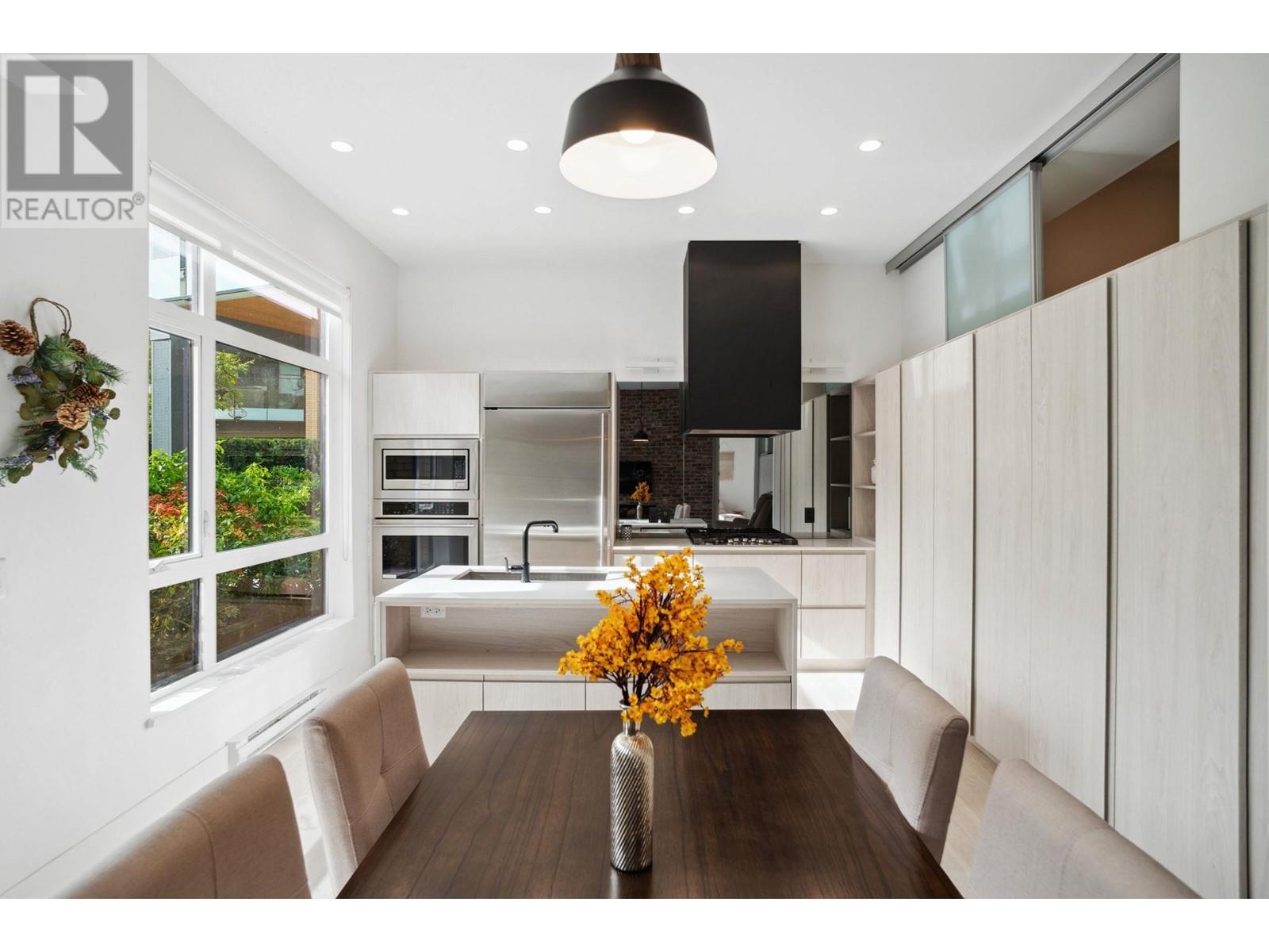 106 300 Salter Street, New Westminster, British Columbia  V3M 0L9 - Photo 15 - R2867841