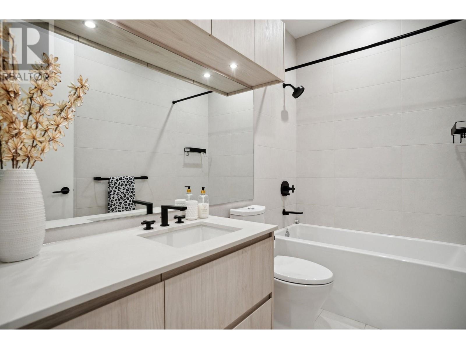 106 300 Salter Street, New Westminster, British Columbia  V3M 0L9 - Photo 21 - R2867841