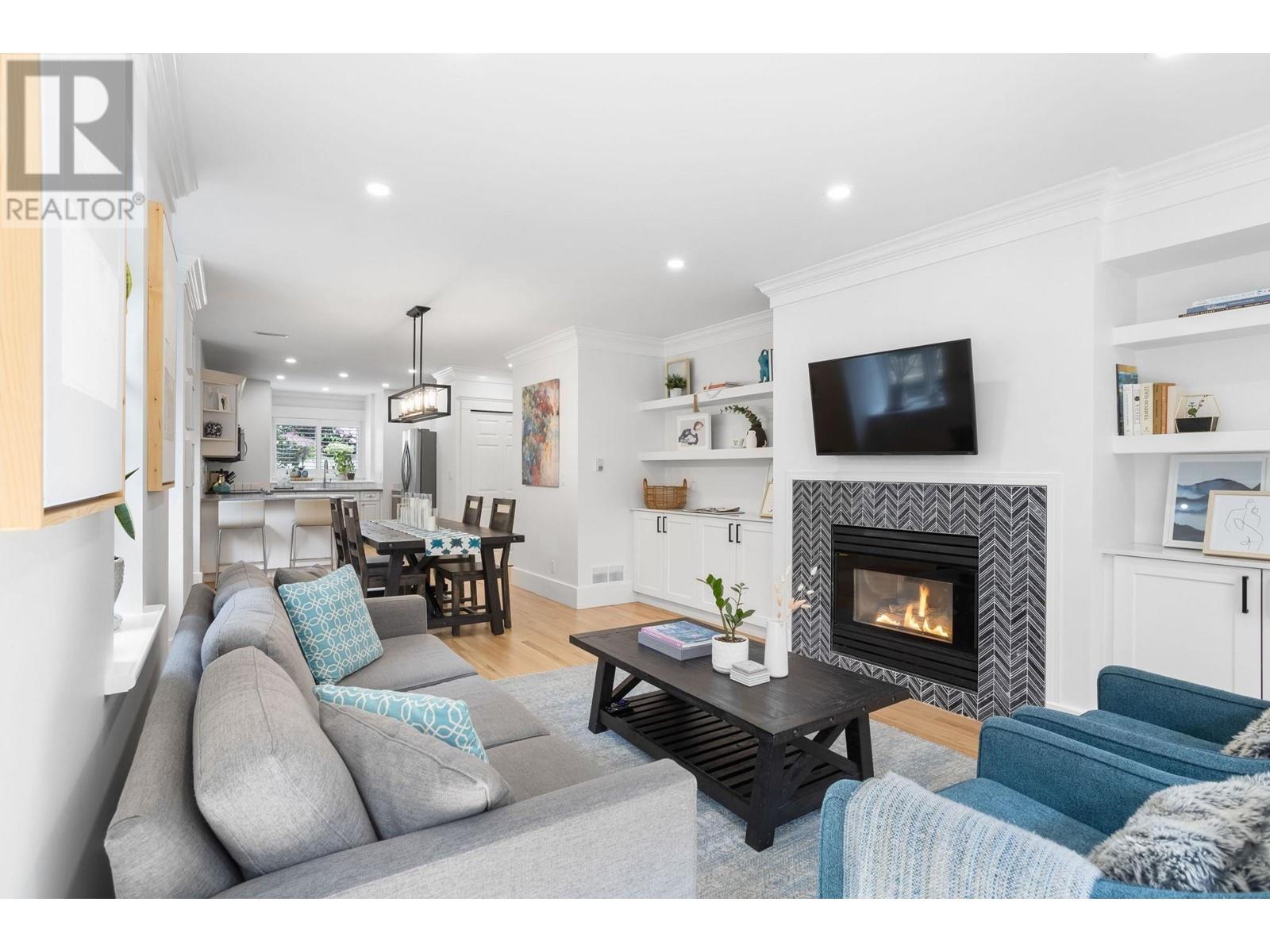 1 217 E Keith Road, North Vancouver, British Columbia  V7L 1V4 - Photo 3 - R2867845