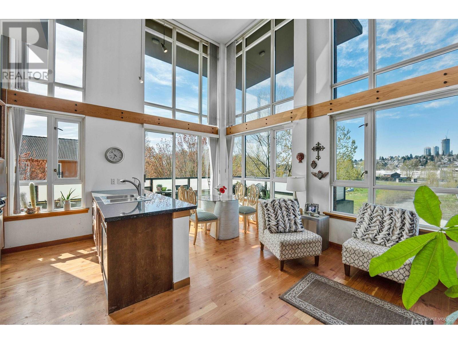 203 7 Rialto Court, New Westminster, British Columbia  V3M 7A8 - Photo 10 - R2867850