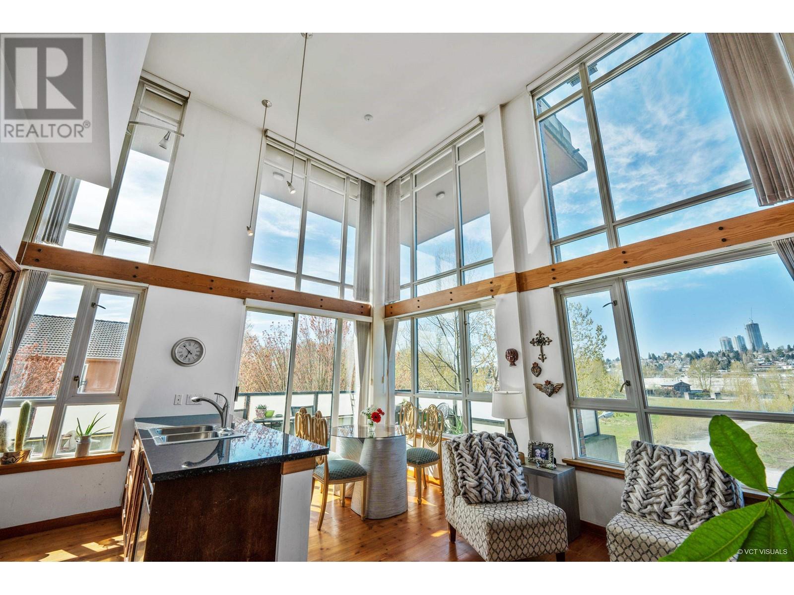 203 7 Rialto Court, New Westminster, British Columbia  V3M 7A8 - Photo 6 - R2867850