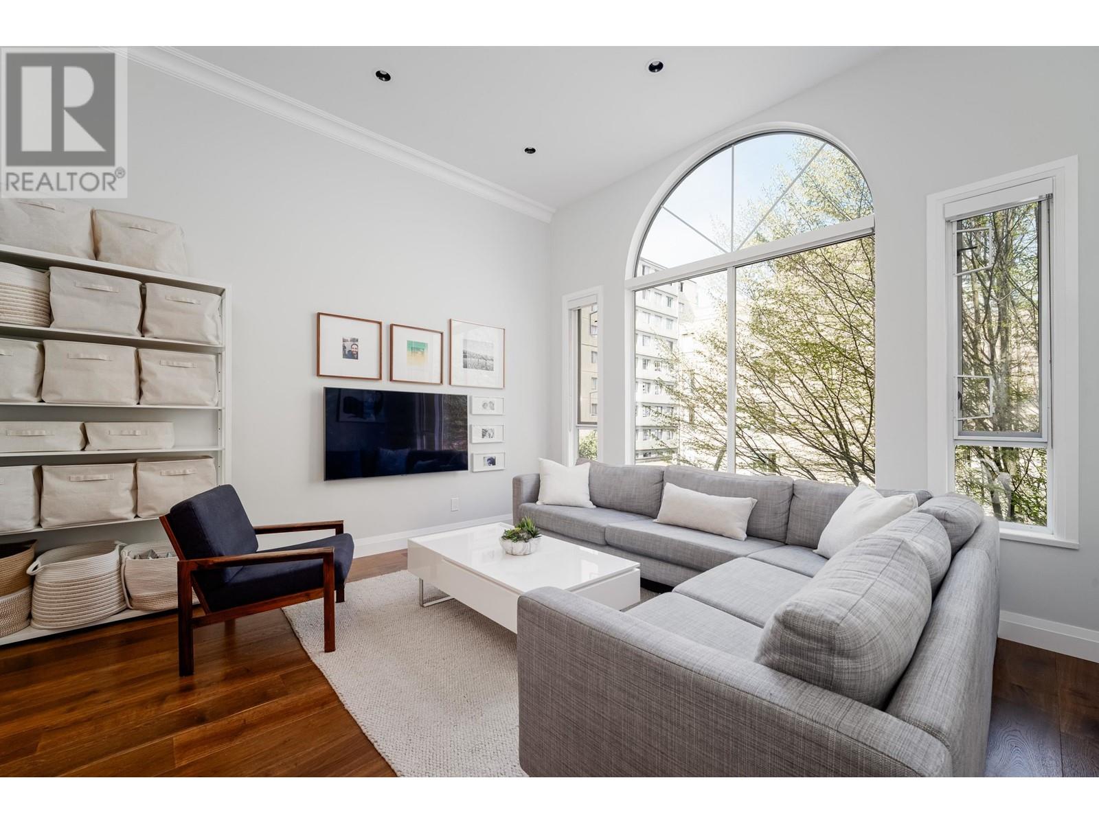 316 1230 Haro Street, Vancouver, British Columbia  V6E 4J9 - Photo 2 - R2867852