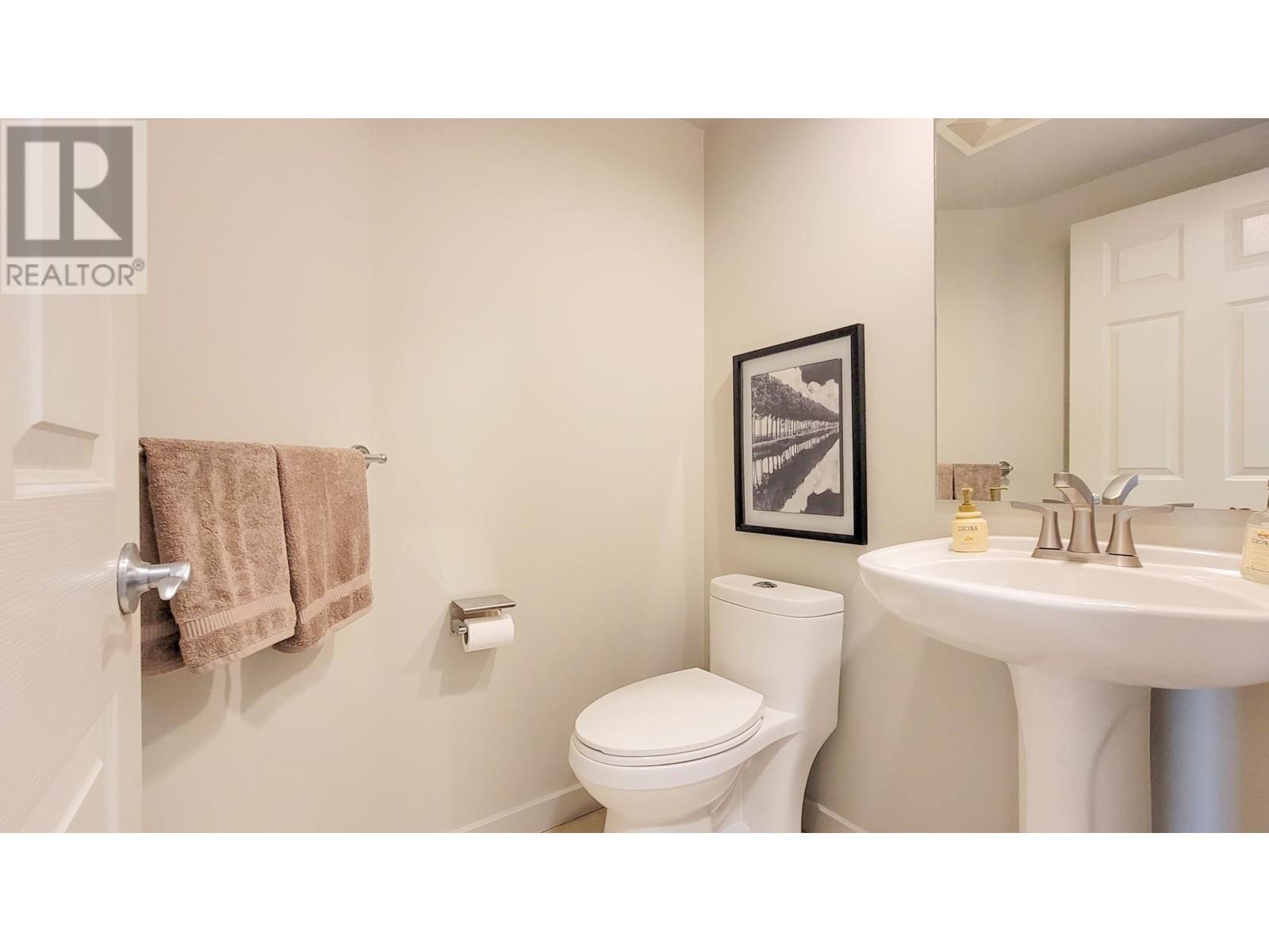 3278 Clermont Mews, Vancouver, British Columbia  V5S 4X3 - Photo 11 - R2867877
