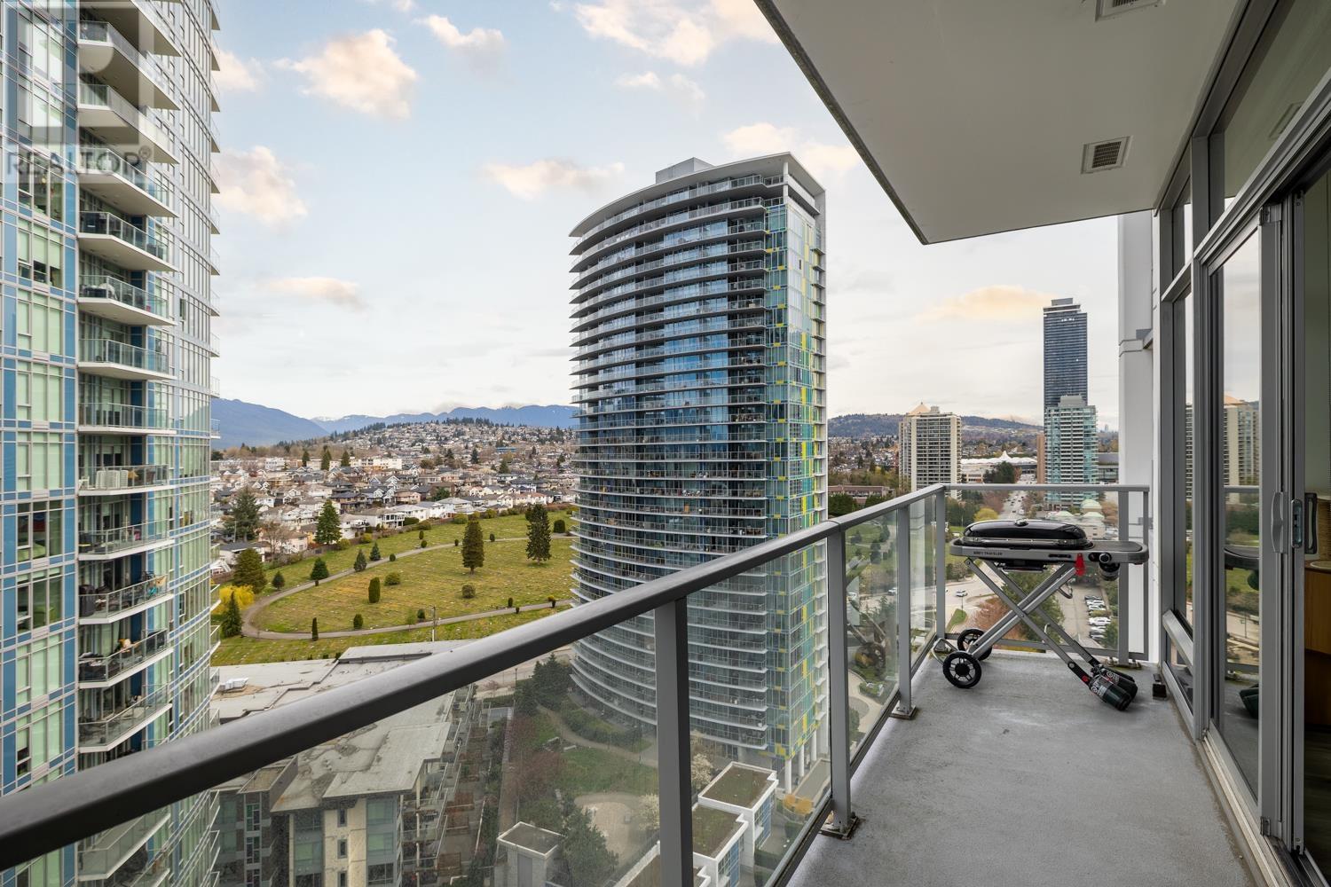 2009 1888 Gilmore Avenue, Burnaby, British Columbia  V5C 0L2 - Photo 11 - R2867891