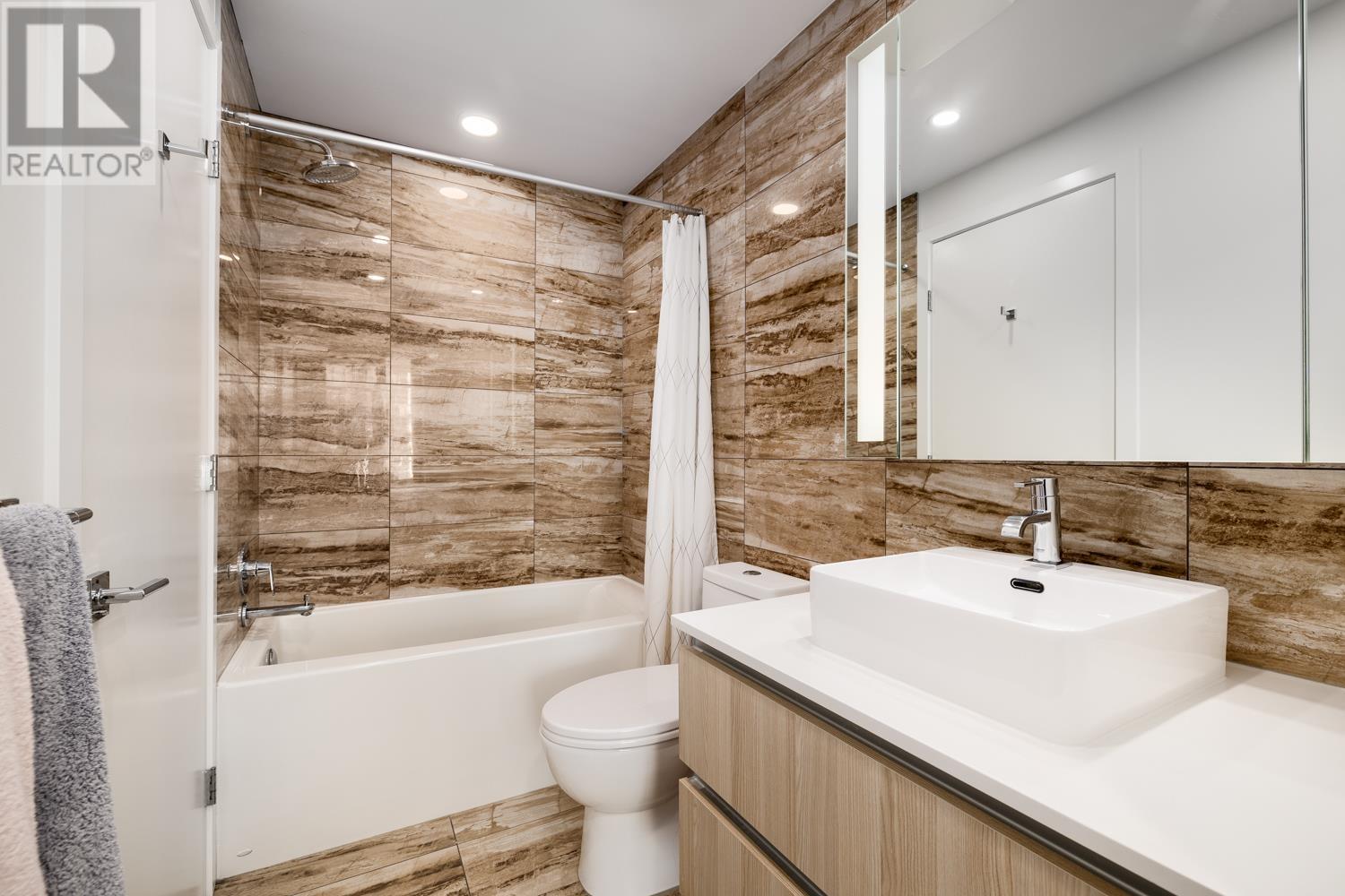 2009 1888 Gilmore Avenue, Burnaby, British Columbia  V5C 0L2 - Photo 20 - R2867891