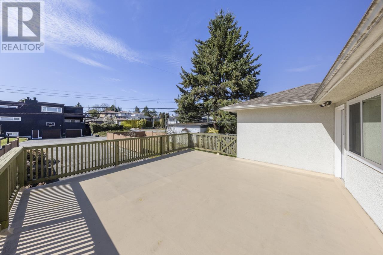 7155 Vivian Drive, Vancouver, British Columbia  V5S 2V2 - Photo 19 - R2867779