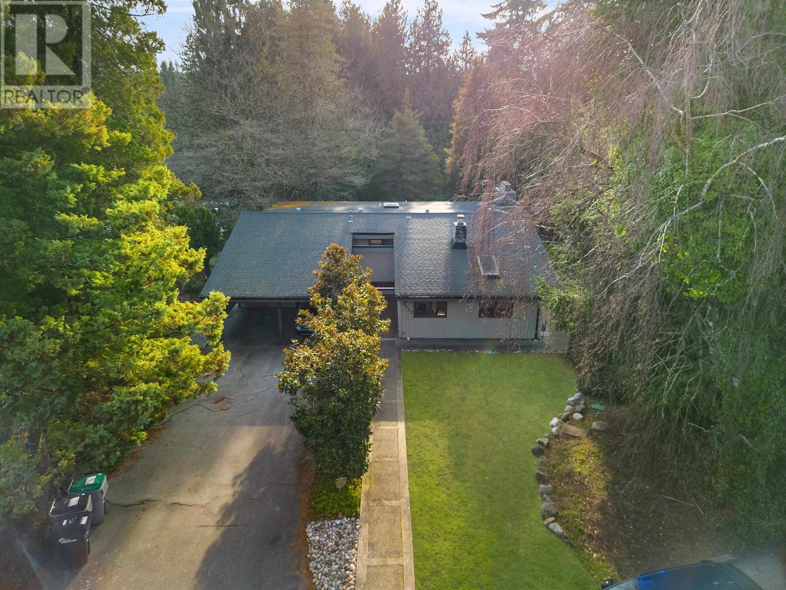 6137 Collingwood Place, Vancouver, British Columbia  V6N 1V2 - Photo 3 - R2867799
