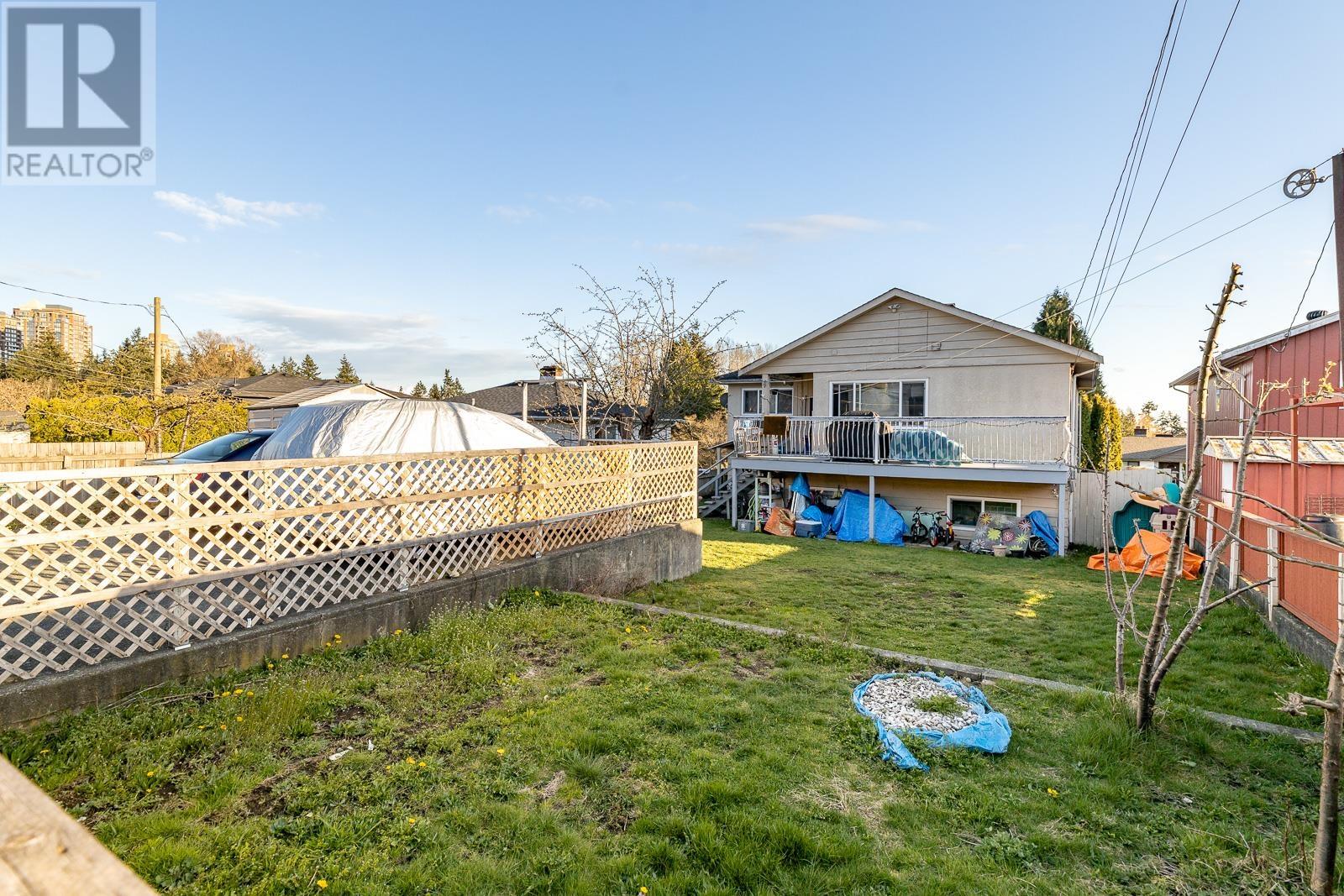 6449 Portland Street Street, Burnaby, British Columbia  V5E 1A1 - Photo 10 - R2867828