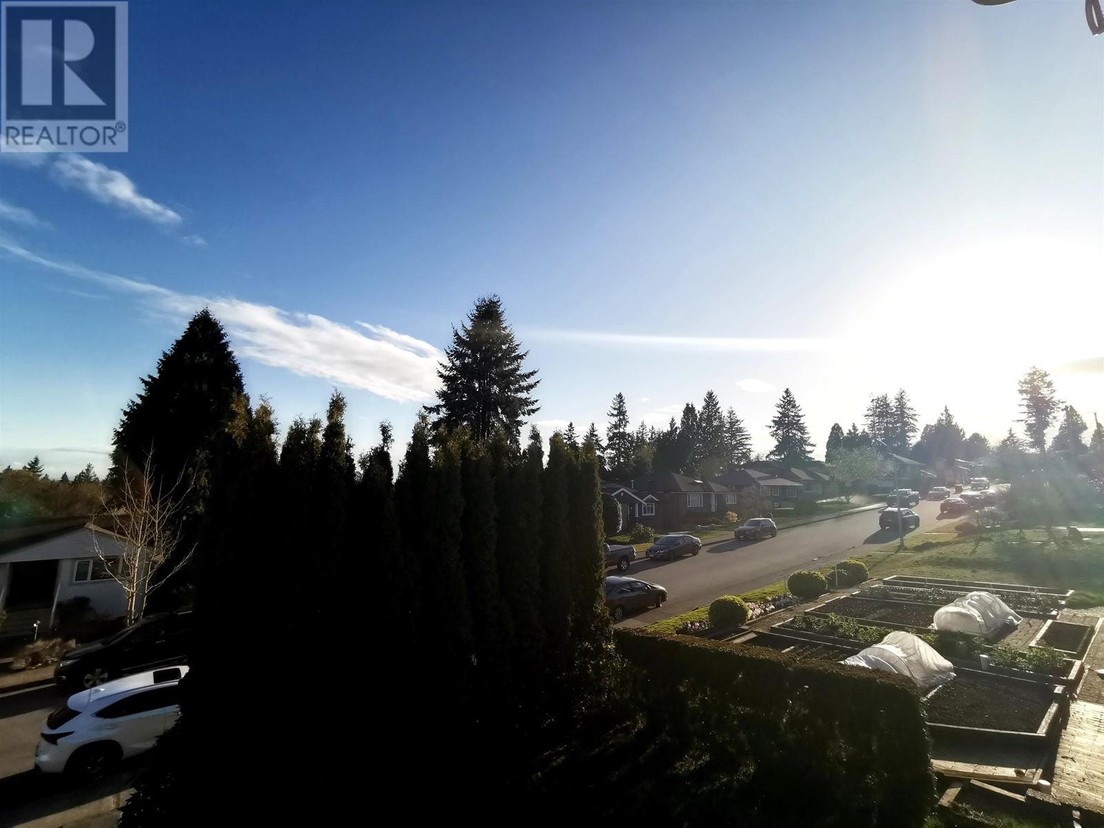 6449 Portland Street Street, Burnaby, British Columbia  V5E 1A1 - Photo 3 - R2867828