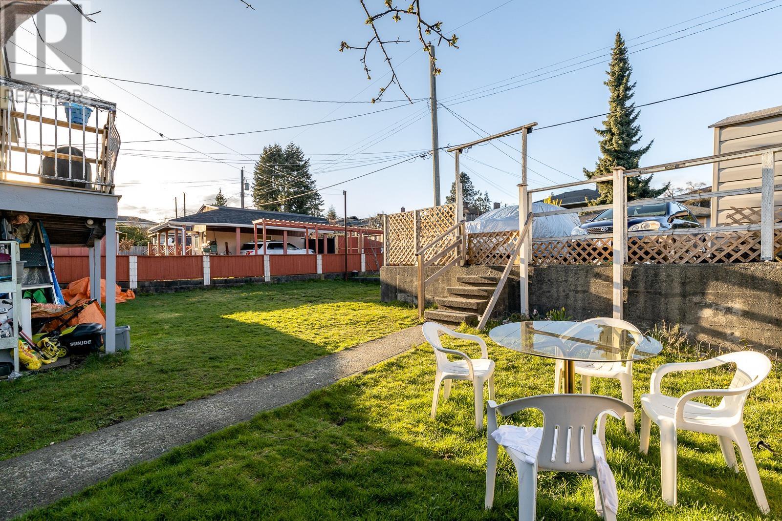 6449 Portland Street Street, Burnaby, British Columbia  V5E 1A1 - Photo 9 - R2867828