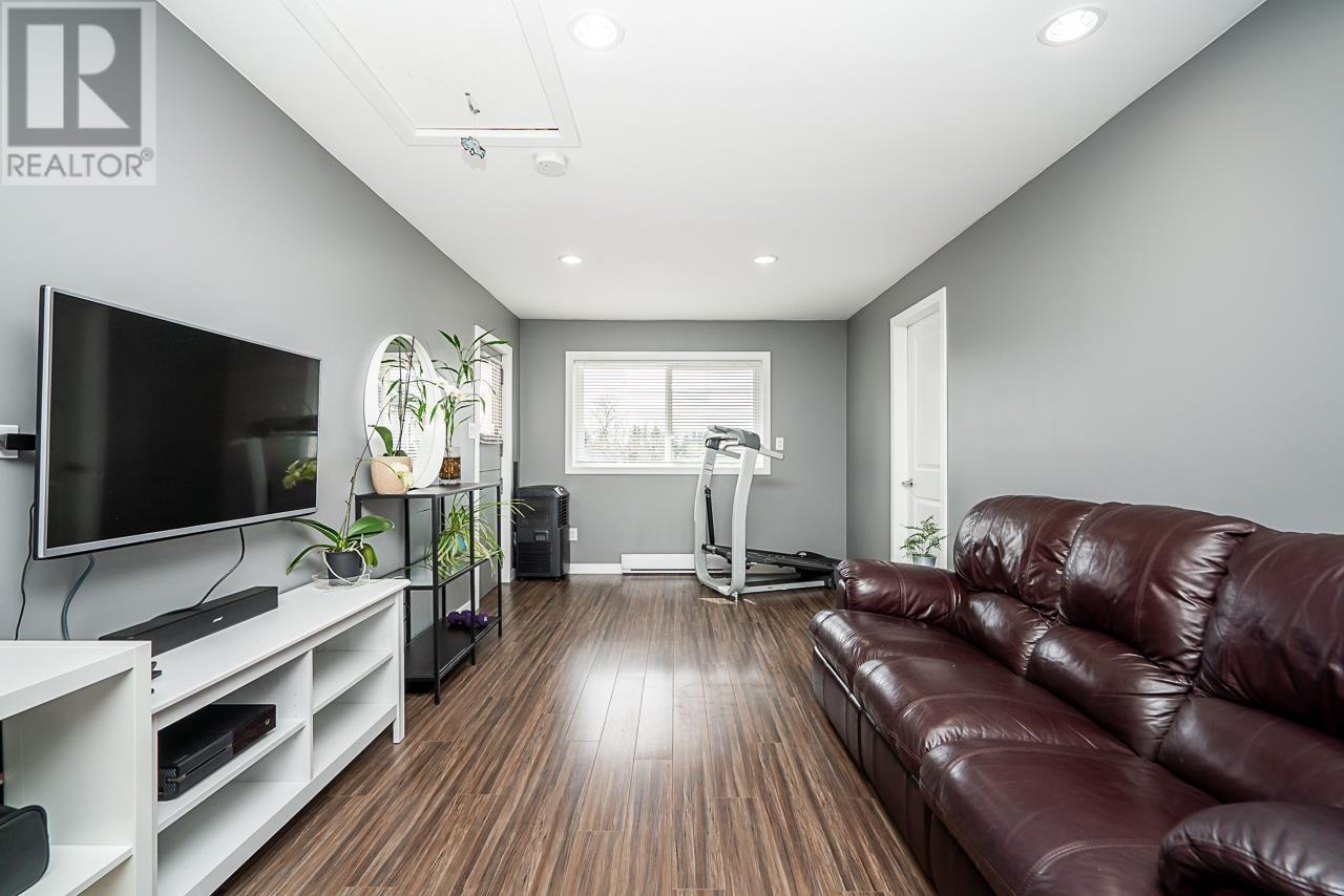 1310 Lemax Avenue, Coquitlam, British Columbia  V3J 2B9 - Photo 30 - R2867854