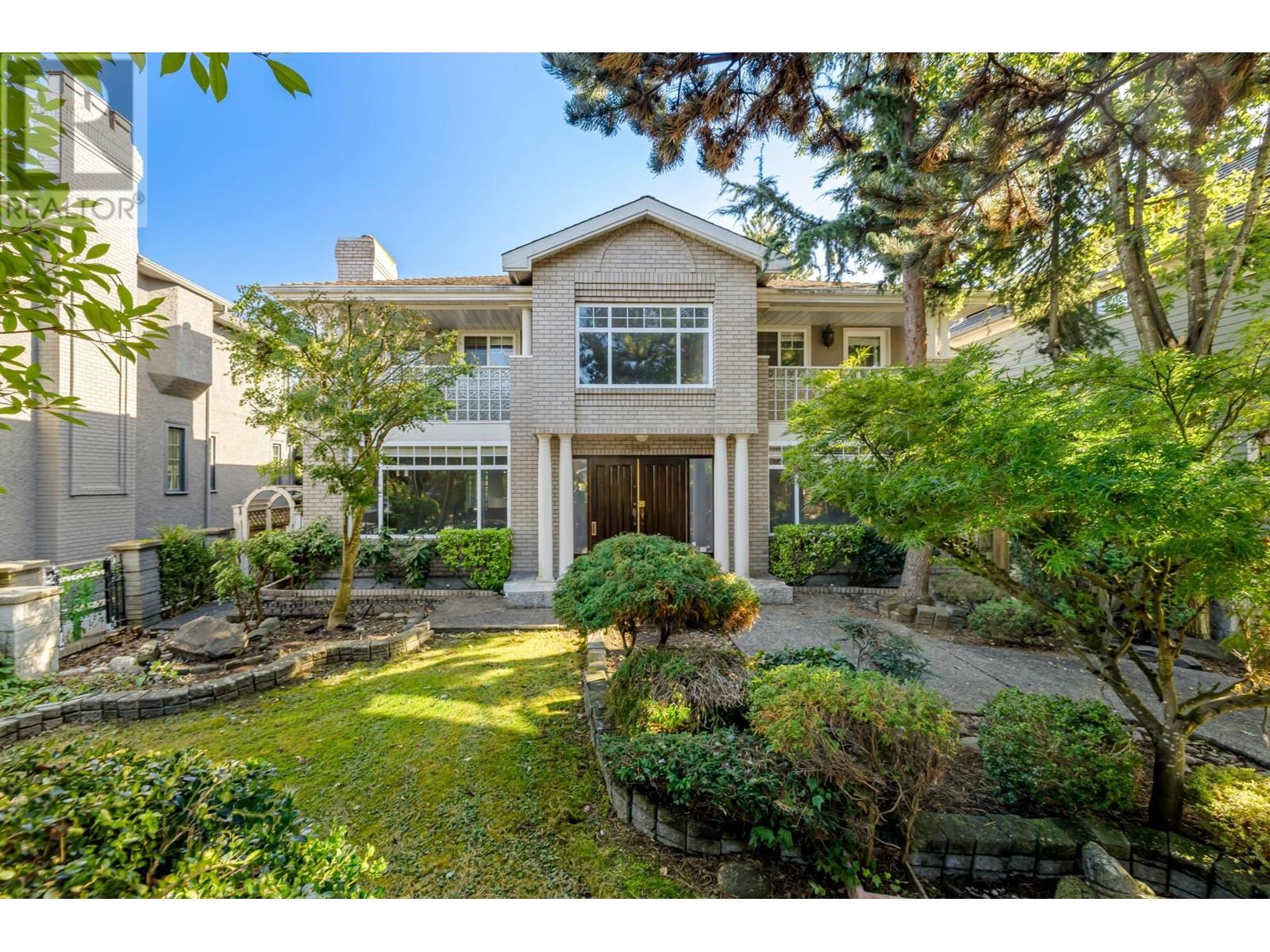 2326 Oliver Crescent, Vancouver, British Columbia  V6L 1S5 - Photo 1 - R2867910
