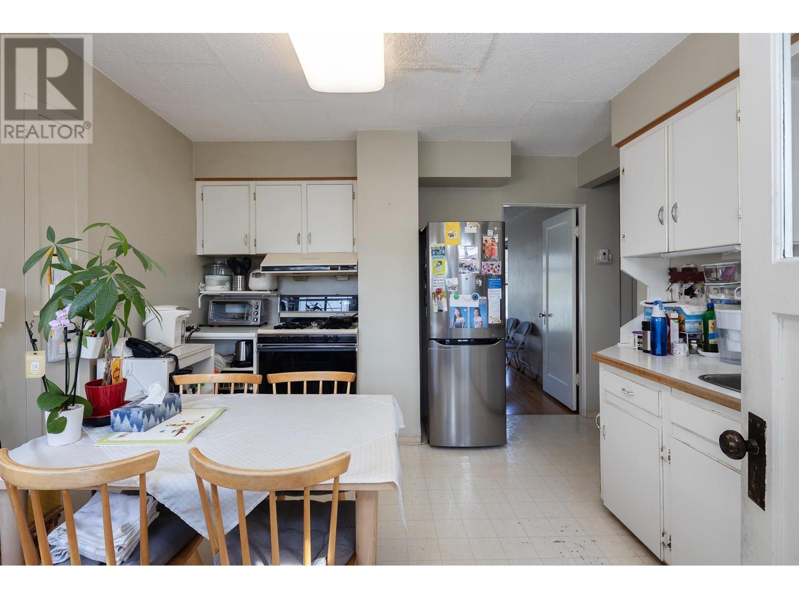 48 W 45th Avenue, Vancouver, British Columbia  V5Y 2V9 - Photo 8 - R2867917