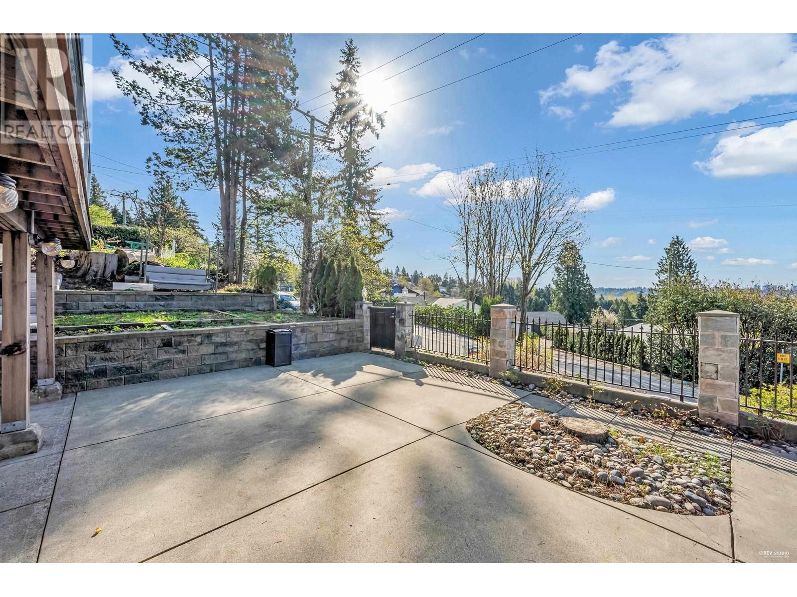 320 Laurentian Crescent, Coquitlam, British Columbia  V3K 1Y1 - Photo 28 - R2867787