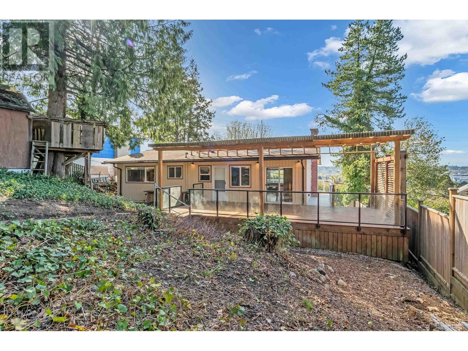 320 Laurentian Crescent, Coquitlam, British Columbia  V3K 1Y1 - Photo 30 - R2867787