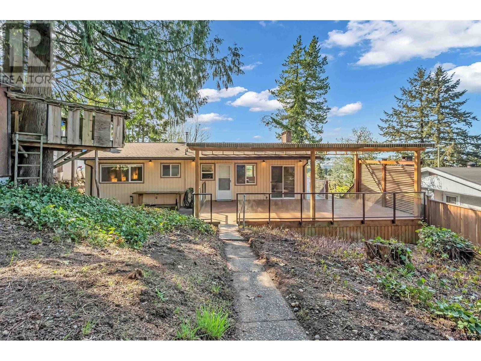 320 Laurentian Crescent, Coquitlam, British Columbia  V3K 1Y1 - Photo 29 - R2867787