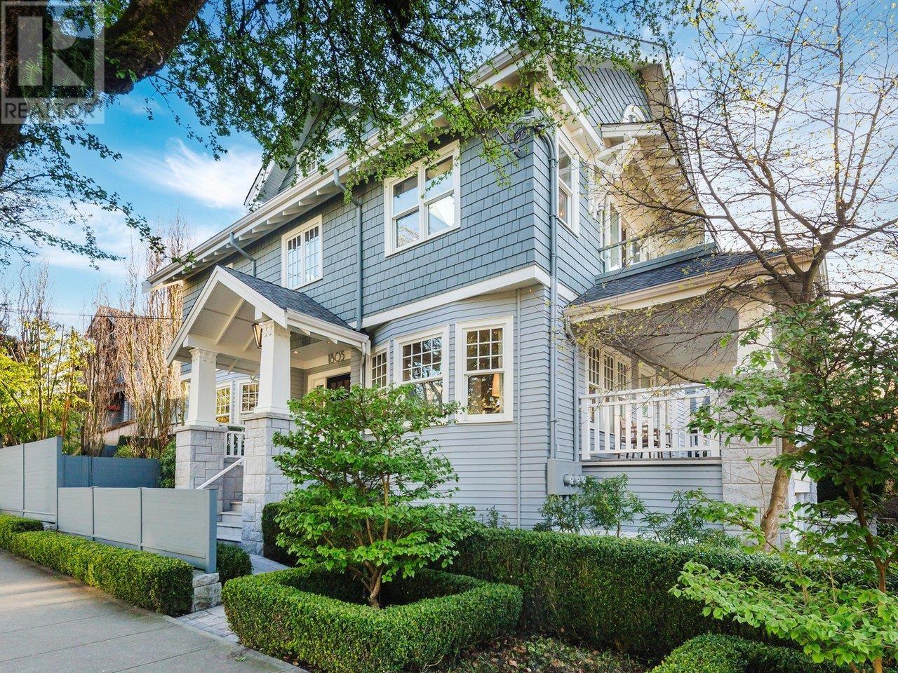 1805 Blenheim Street, Vancouver, British Columbia  V6K 4H7 - Photo 3 - R2867863