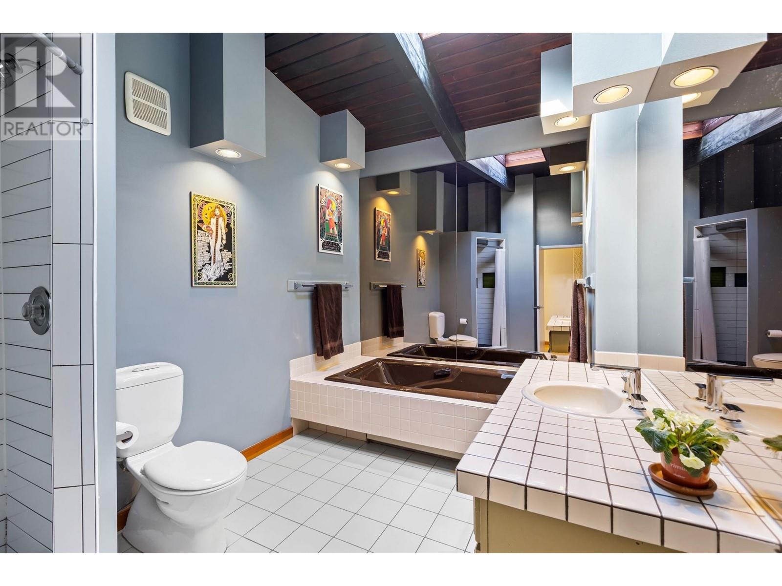 1033 Banbury Road, North Vancouver, British Columbia  V7G 2R4 - Photo 16 - R2867846