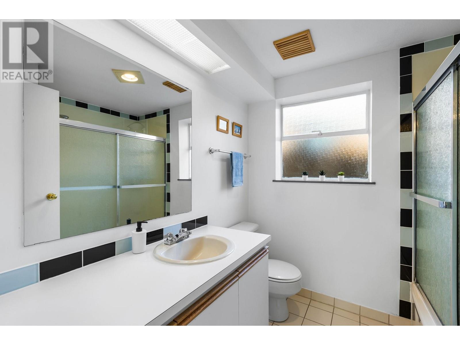 1033 Banbury Road, North Vancouver, British Columbia  V7G 2R4 - Photo 22 - R2867846