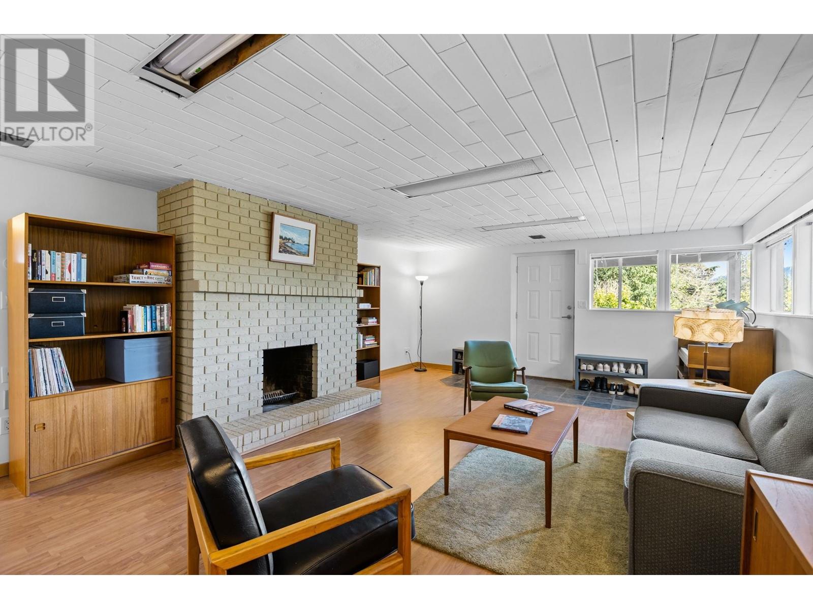 1033 Banbury Road, North Vancouver, British Columbia  V7G 2R4 - Photo 17 - R2867846