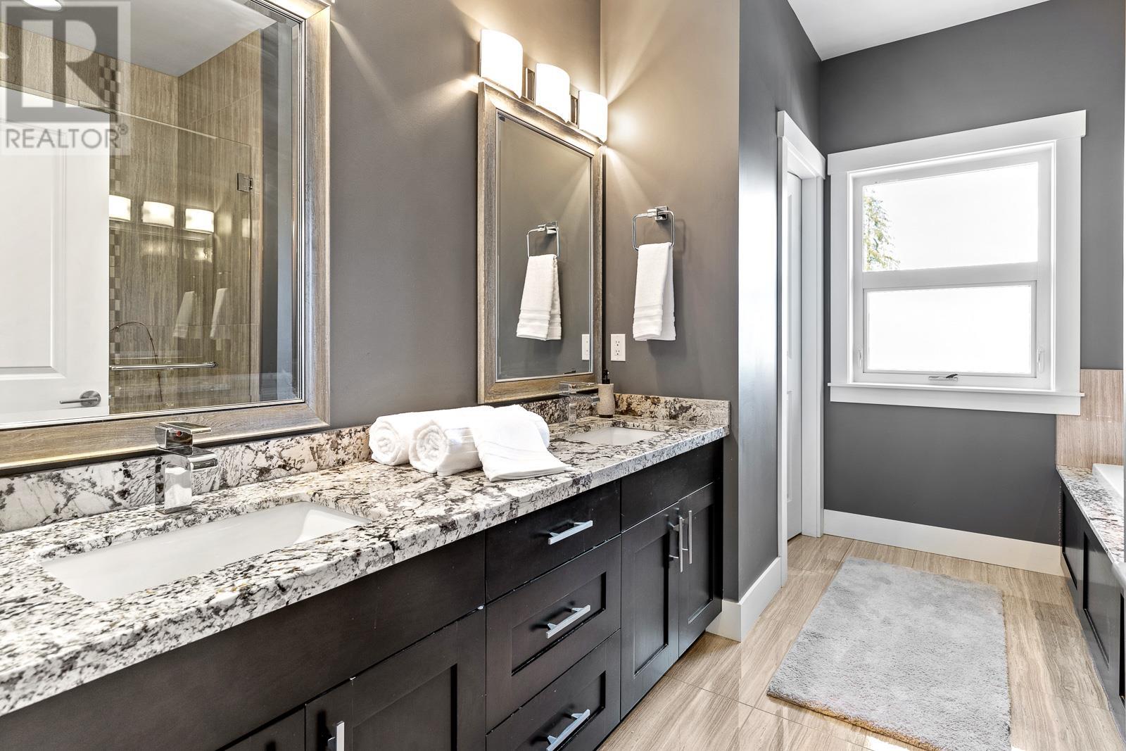 702 Wilmot Street, Coquitlam, British Columbia  V3J 6P4 - Photo 22 - R2867878