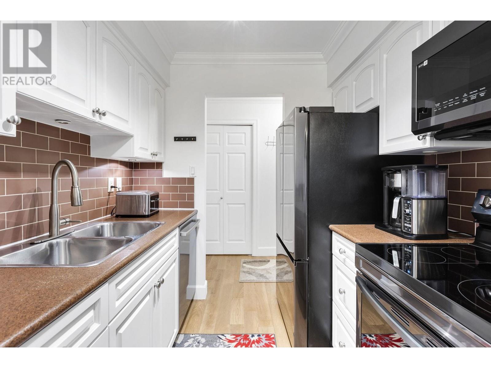 105 836 Twelfth Street, New Westminster, British Columbia  V3M 4K3 - Photo 8 - R2865964