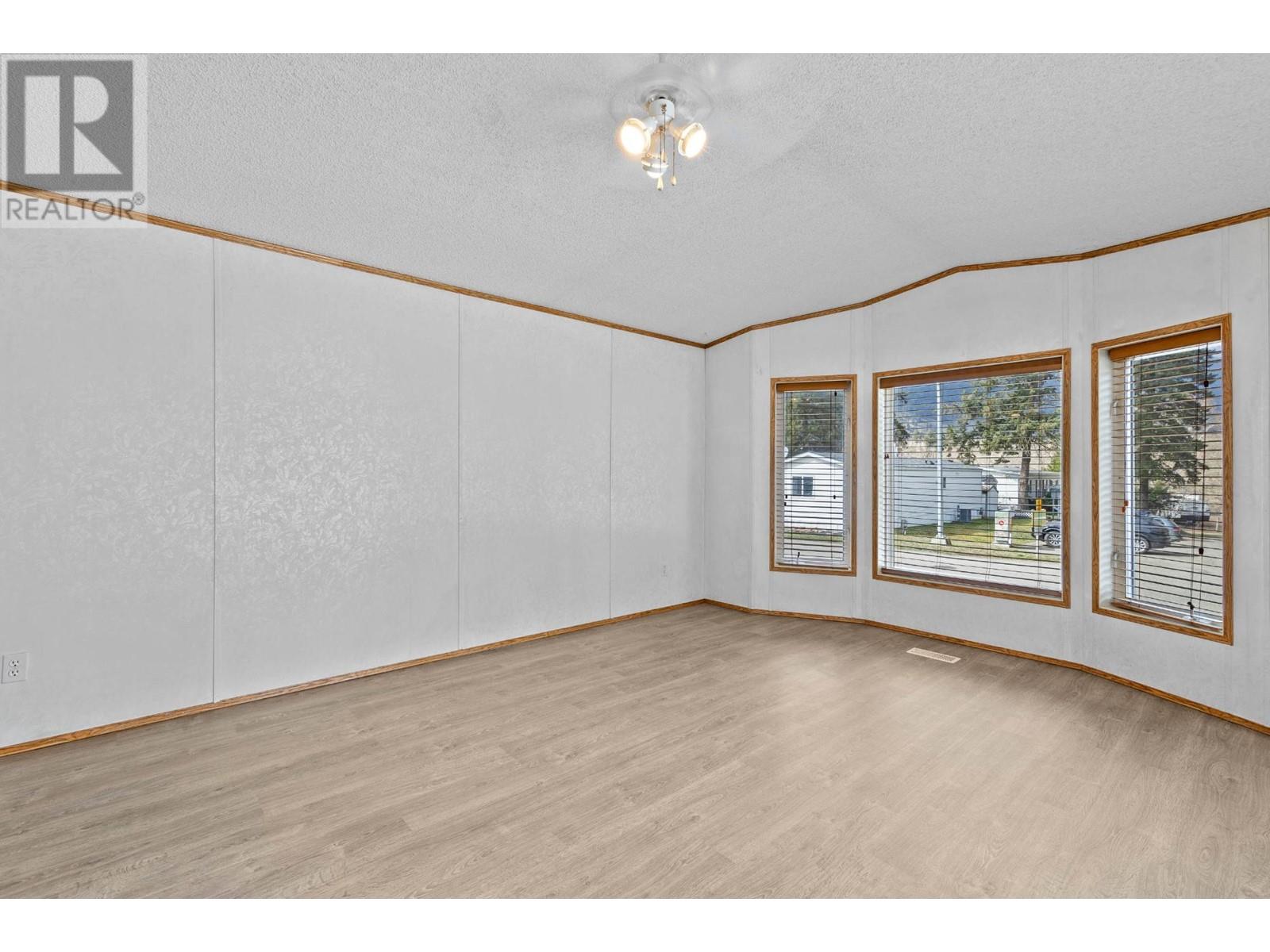 50-4963 Pine Acres Rd, Chase, British Columbia  V0E 1M0 - Photo 18 - 177668