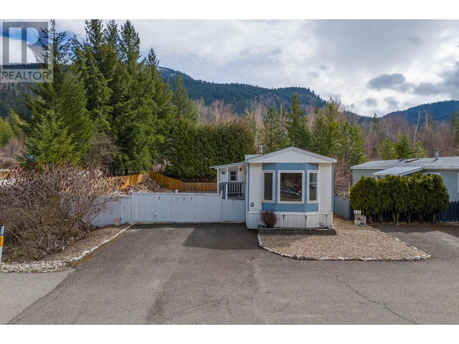 50-4963 Pine Acres Rd, Chase, British Columbia  V0E 1M0 - Photo 9 - 177668