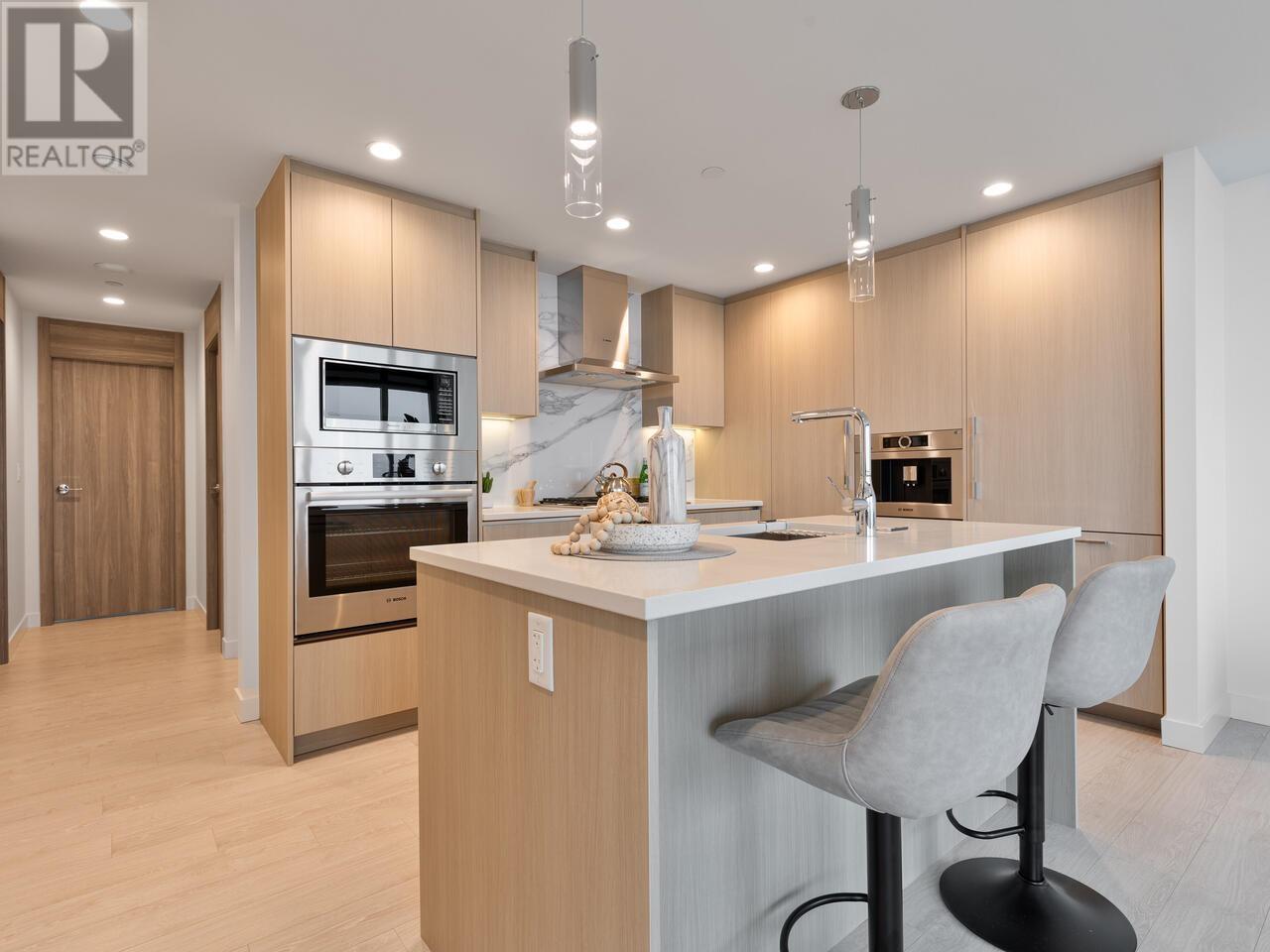 3906 4890 Lougheed Highway, Burnaby, British Columbia  V5C 0N2 - Photo 2 - R2867541