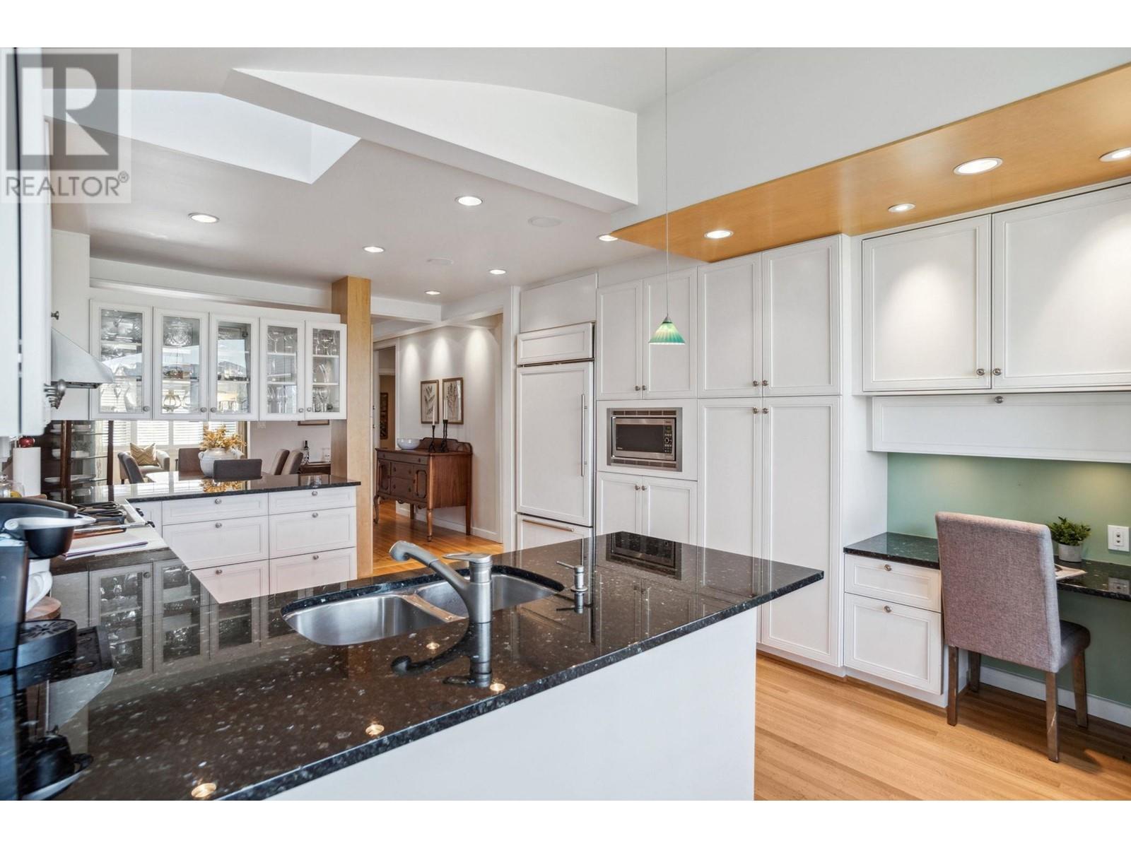 4005 W 11th Avenue, Vancouver, British Columbia  V6R 2L4 - Photo 12 - R2867587