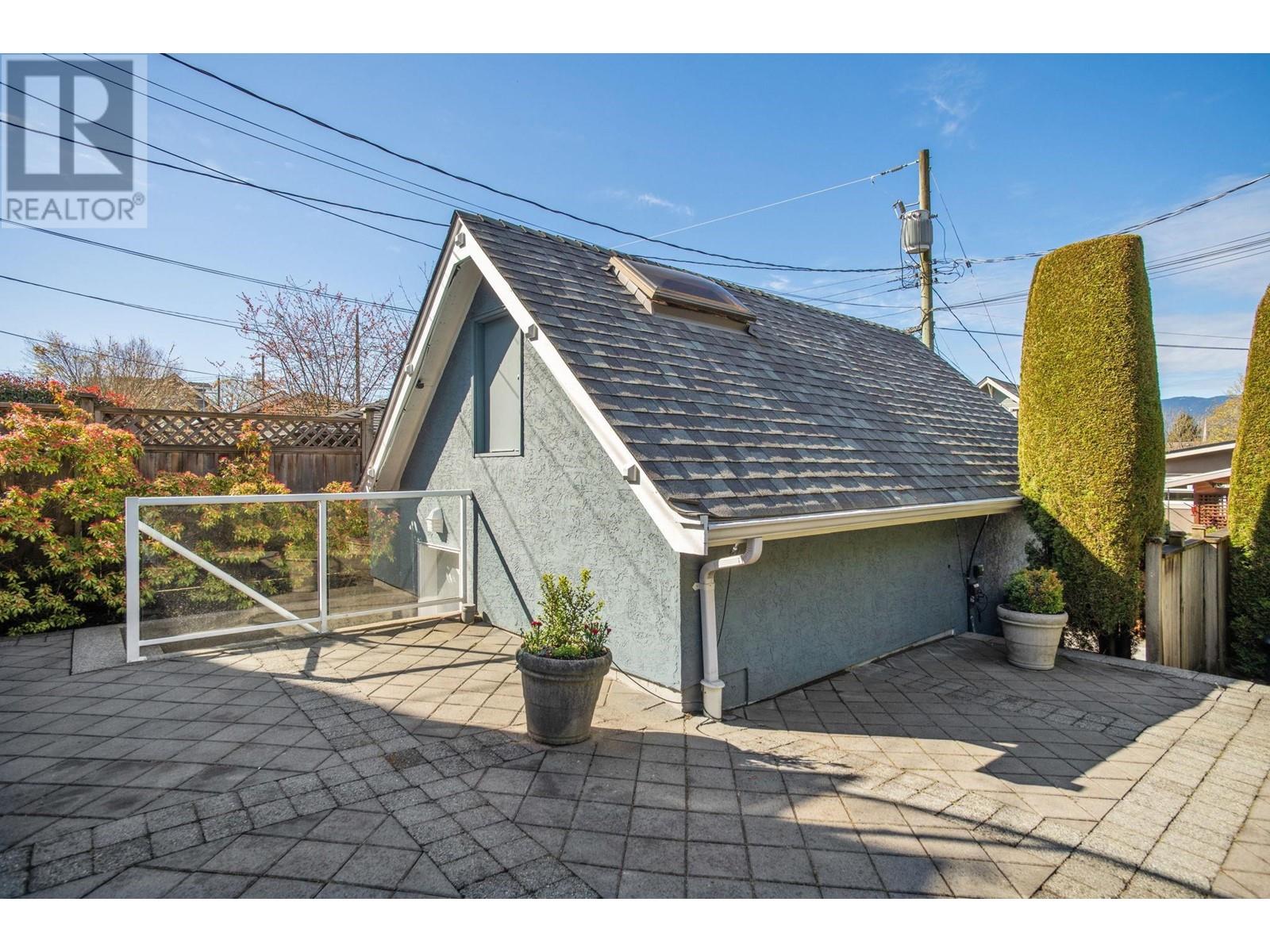 4005 W 11th Avenue, Vancouver, British Columbia  V6R 2L4 - Photo 36 - R2867587