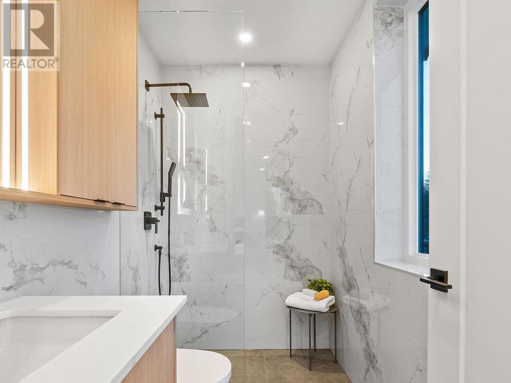 A 3538 W 14th Avenue, Vancouver, British Columbia  V6R 2W4 - Photo 32 - R2867970