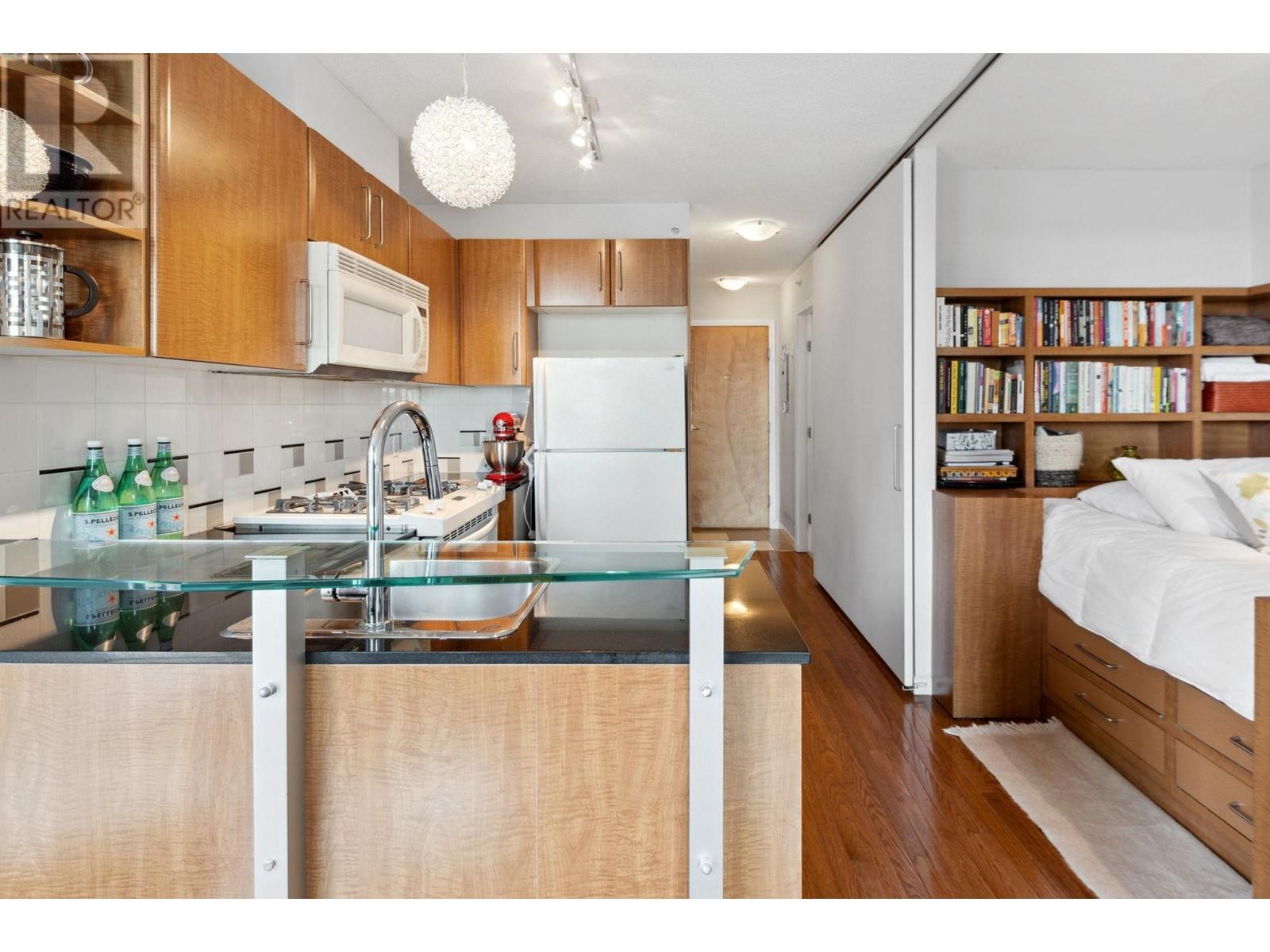 2403 501 Pacific Street, Vancouver, British Columbia  V6Z 2X6 - Photo 16 - R2867973