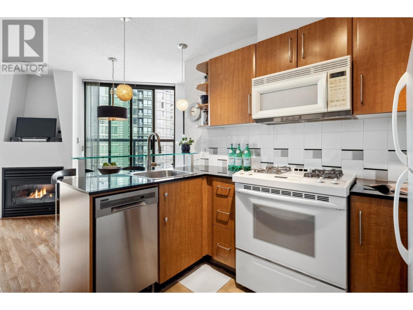 2403 501 Pacific Street, Vancouver, British Columbia  V6Z 2X6 - Photo 18 - R2867973