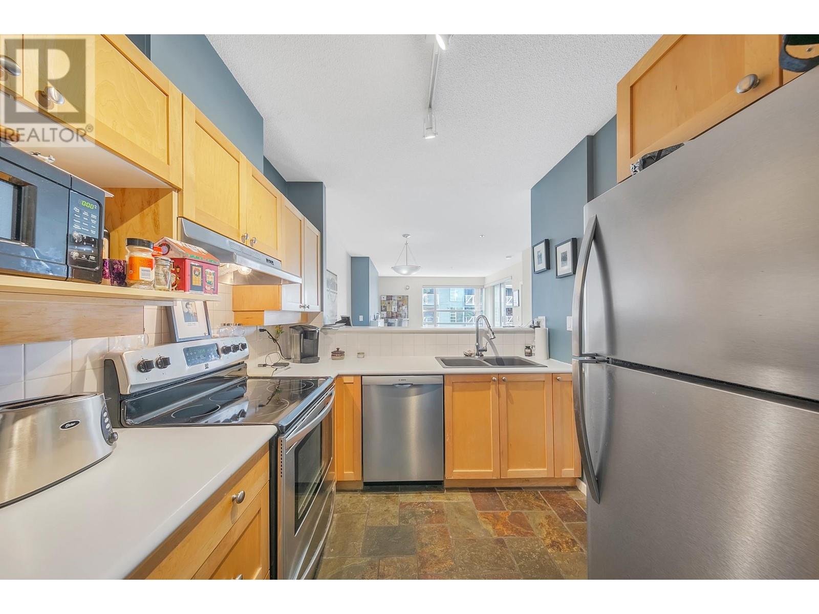 309 1820 E Kent Avenue South, Vancouver, British Columbia  V5P 2S7 - Photo 11 - R2867997
